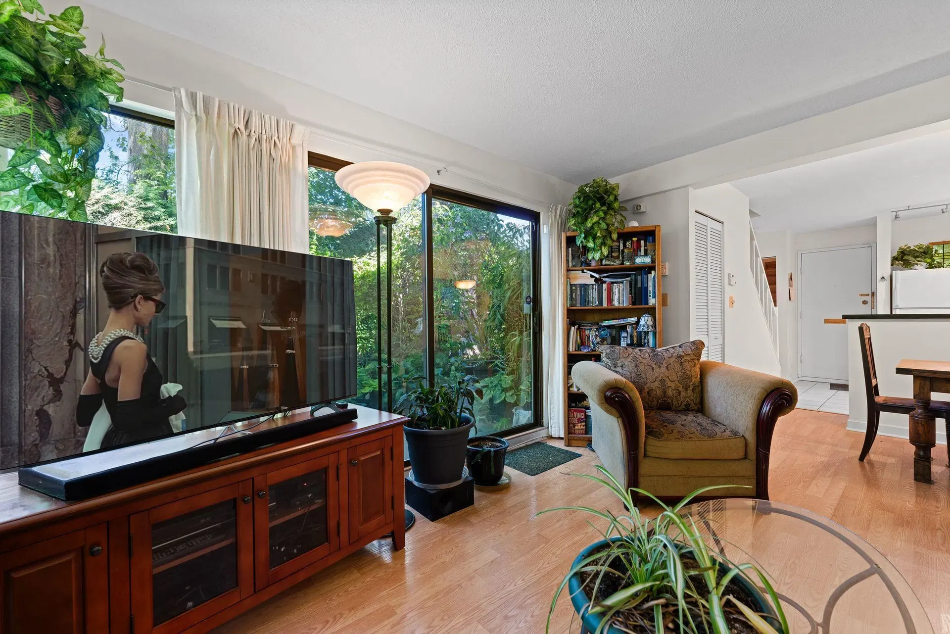 Photo 5 of 30 at #31 – 460 W 16th Avenue