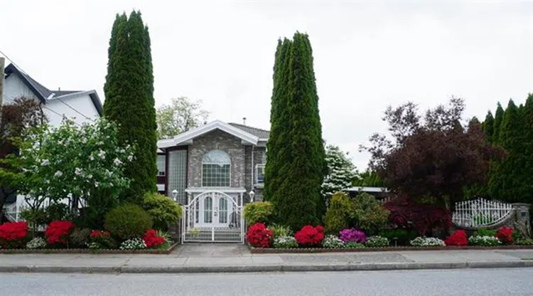 Photo 1 of 34 at 8675 Armstrong Avenue