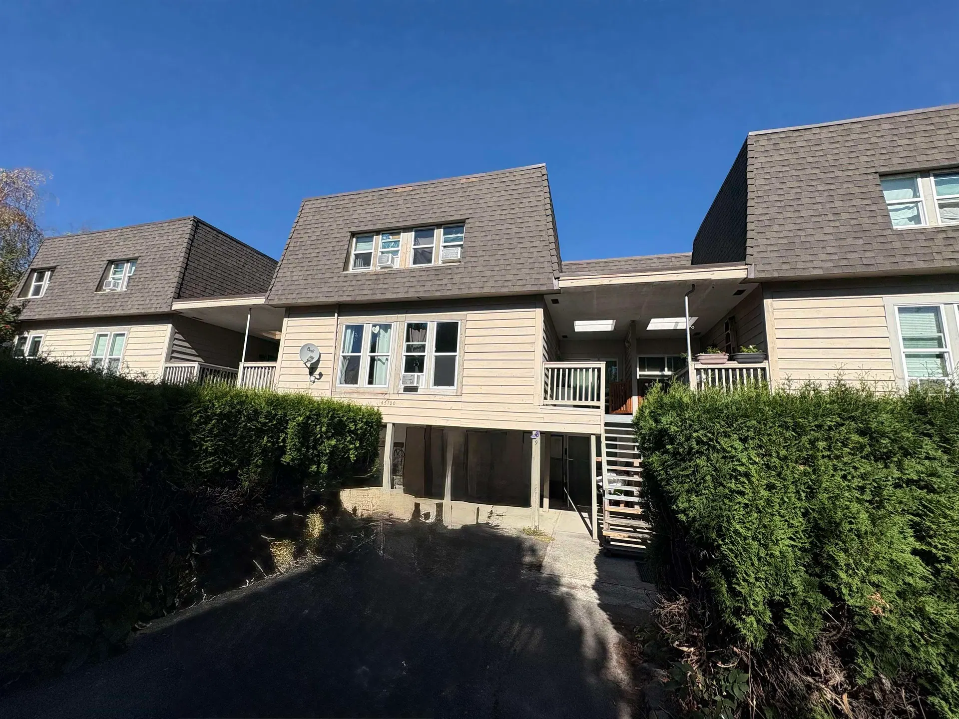 Photo 2 of 18 at #9 – 45720 Victoria Avenue