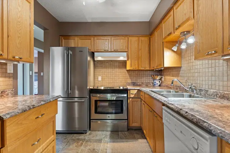 #106 – 32885 George Ferguson Way