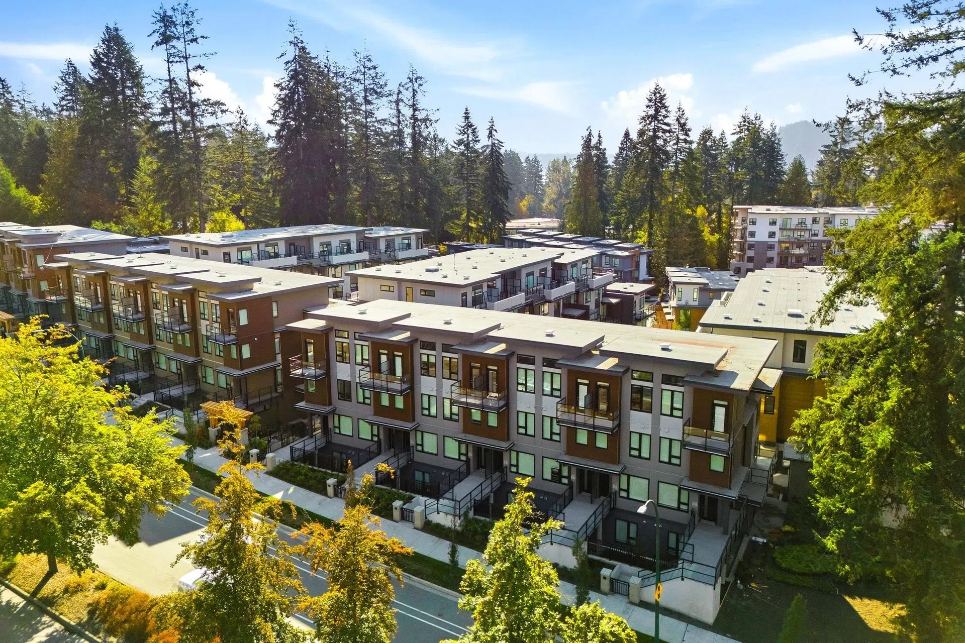 Photo 2 of 34 at #102 – 956 Lytton Street