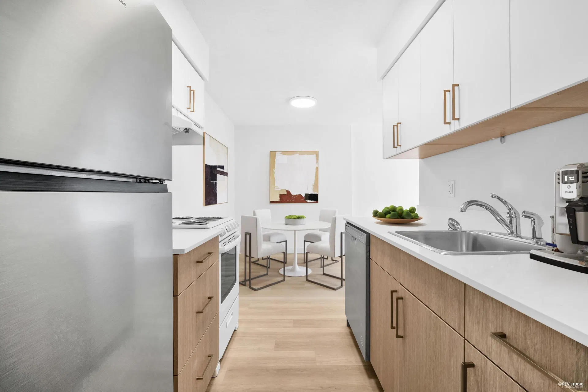 Photo 4 of 6 at #205 – 201 Laval Street