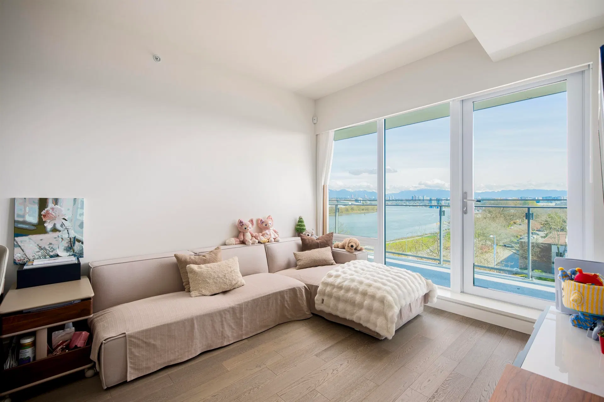 Photo 2 of 30 at #605 – 6833 Pearson Way