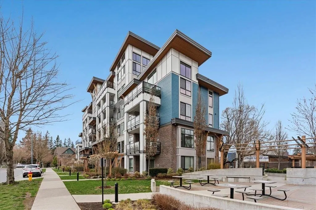 Photo 3 of 30 at #503 – 45500 Market Way