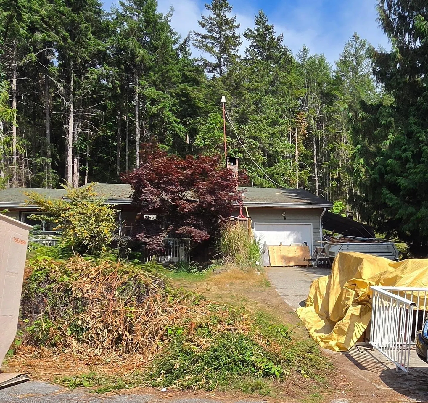 Photo 3 of 16 at 12888 Front Road
