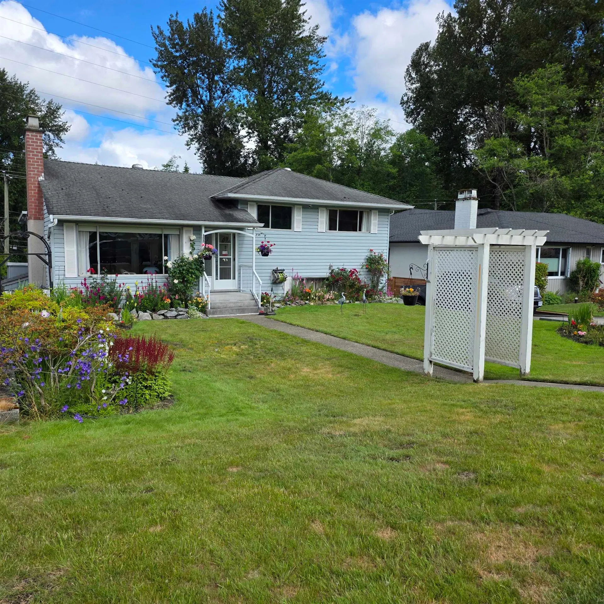Photo 1 of 28 at 3057 Noel Drive