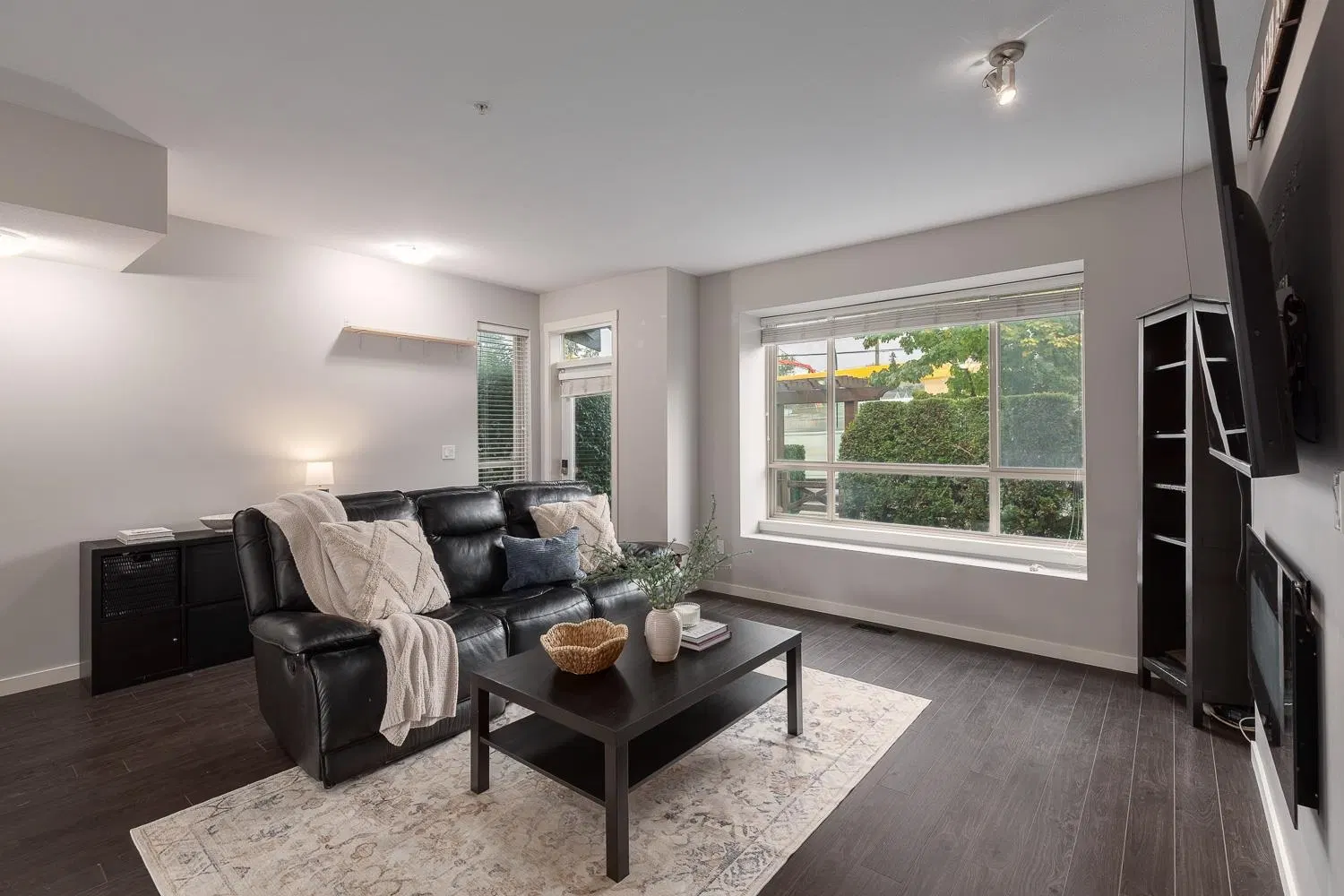 Photo 4 of 32 at #11 – 23986 104 Avenue
