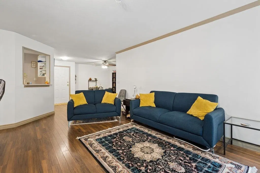 Photo 4 of 25 at #109 – 7161 121 Street