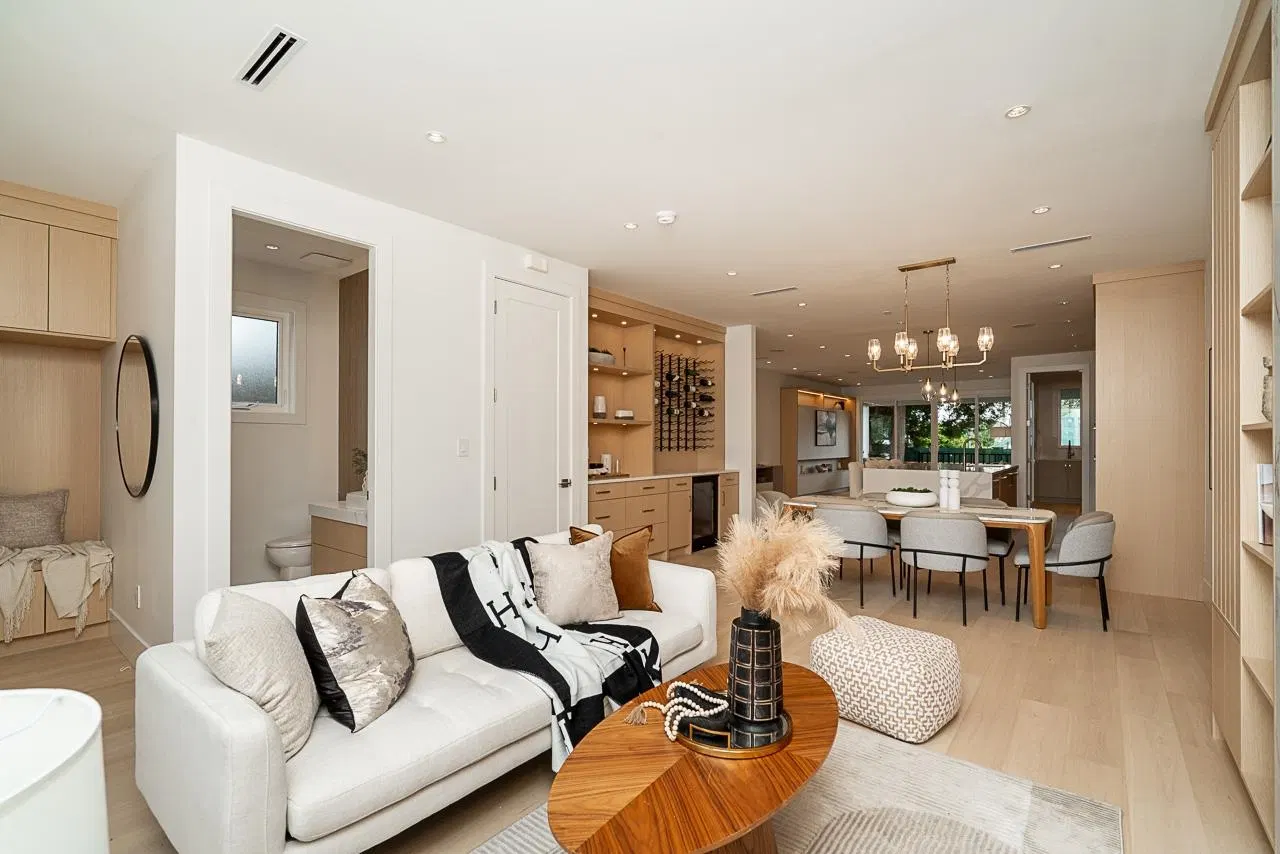 Photo 4 of 31 at #2 – 1065 Ridley Drive