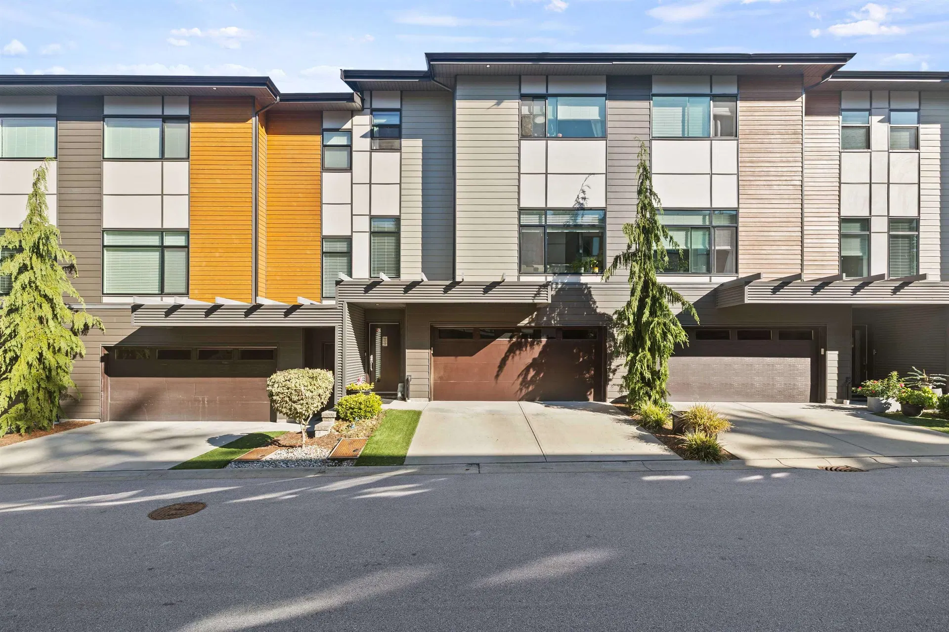#11 – 33209 Cherry Avenue