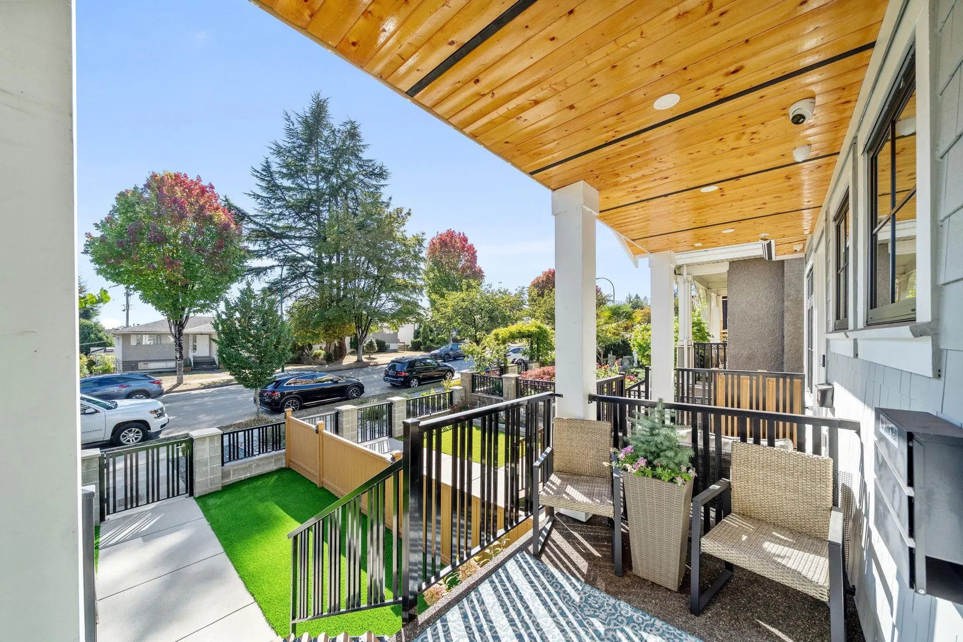 Photo 2 of 33 at #1 – 2749 E 54th Avenue