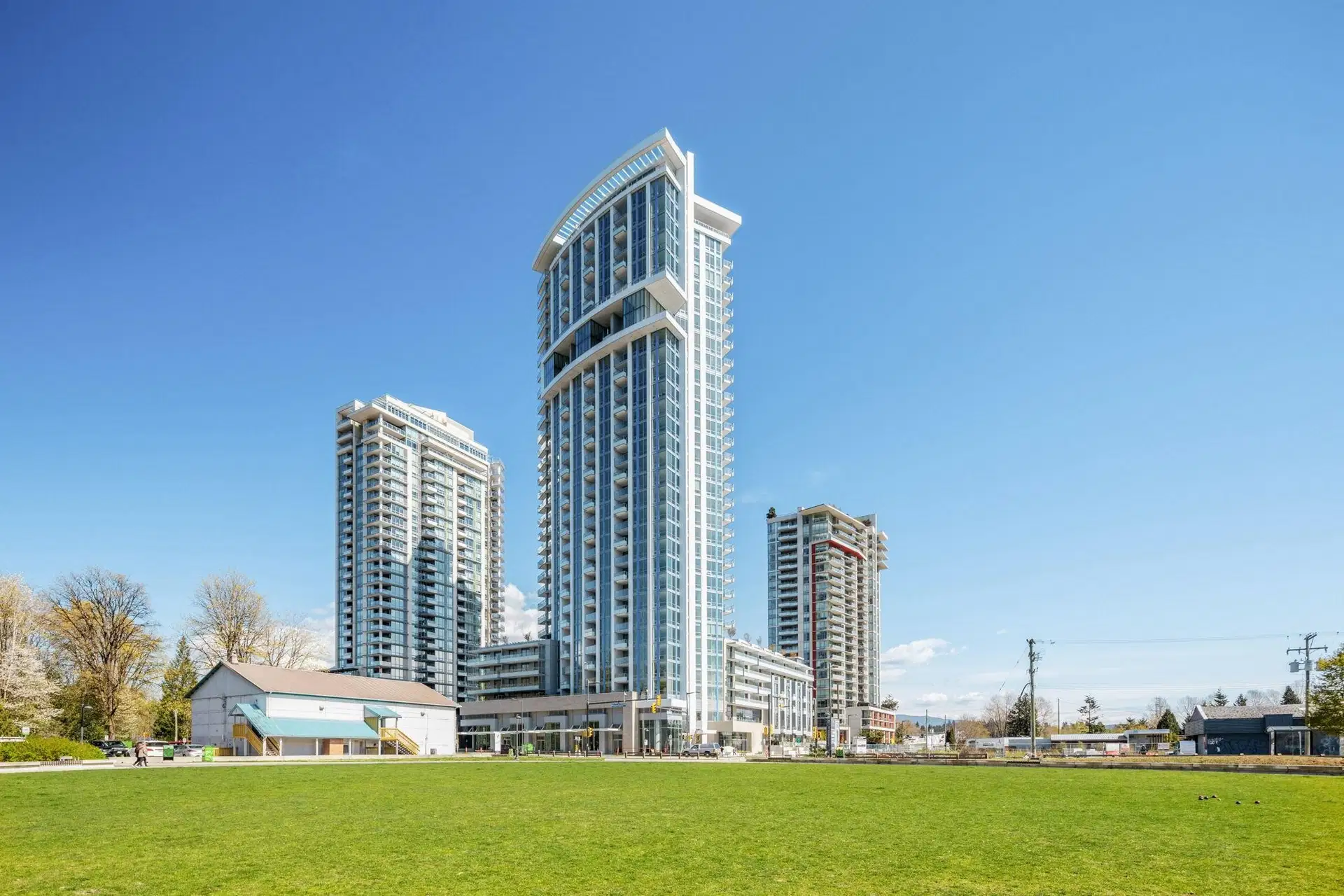 #305 – 1500 Fern Street