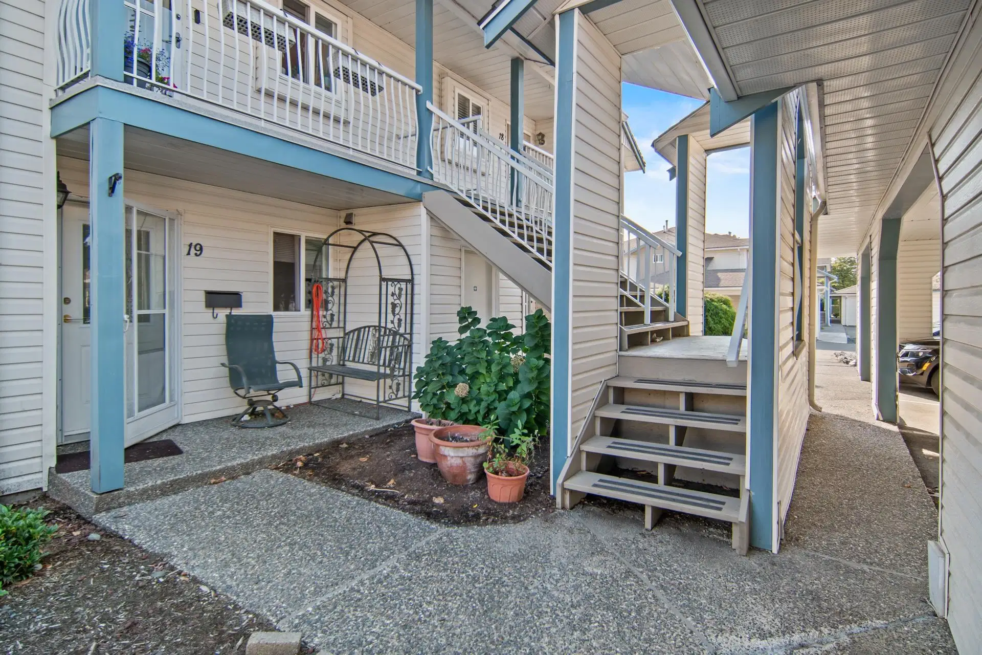 #20 – 45435 Knight Road
