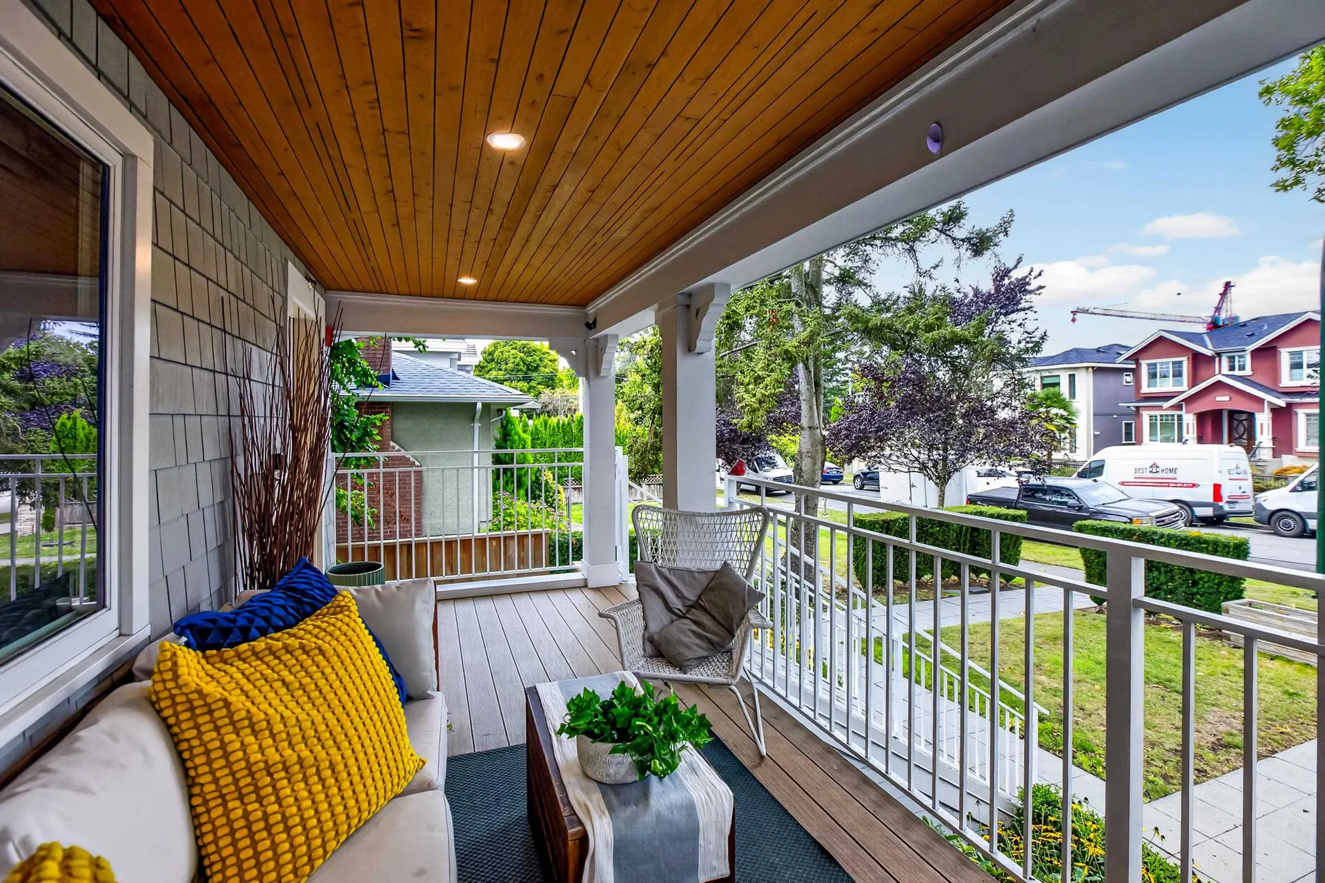 Photo 5 of 30 at 1444 E 30th Avenue