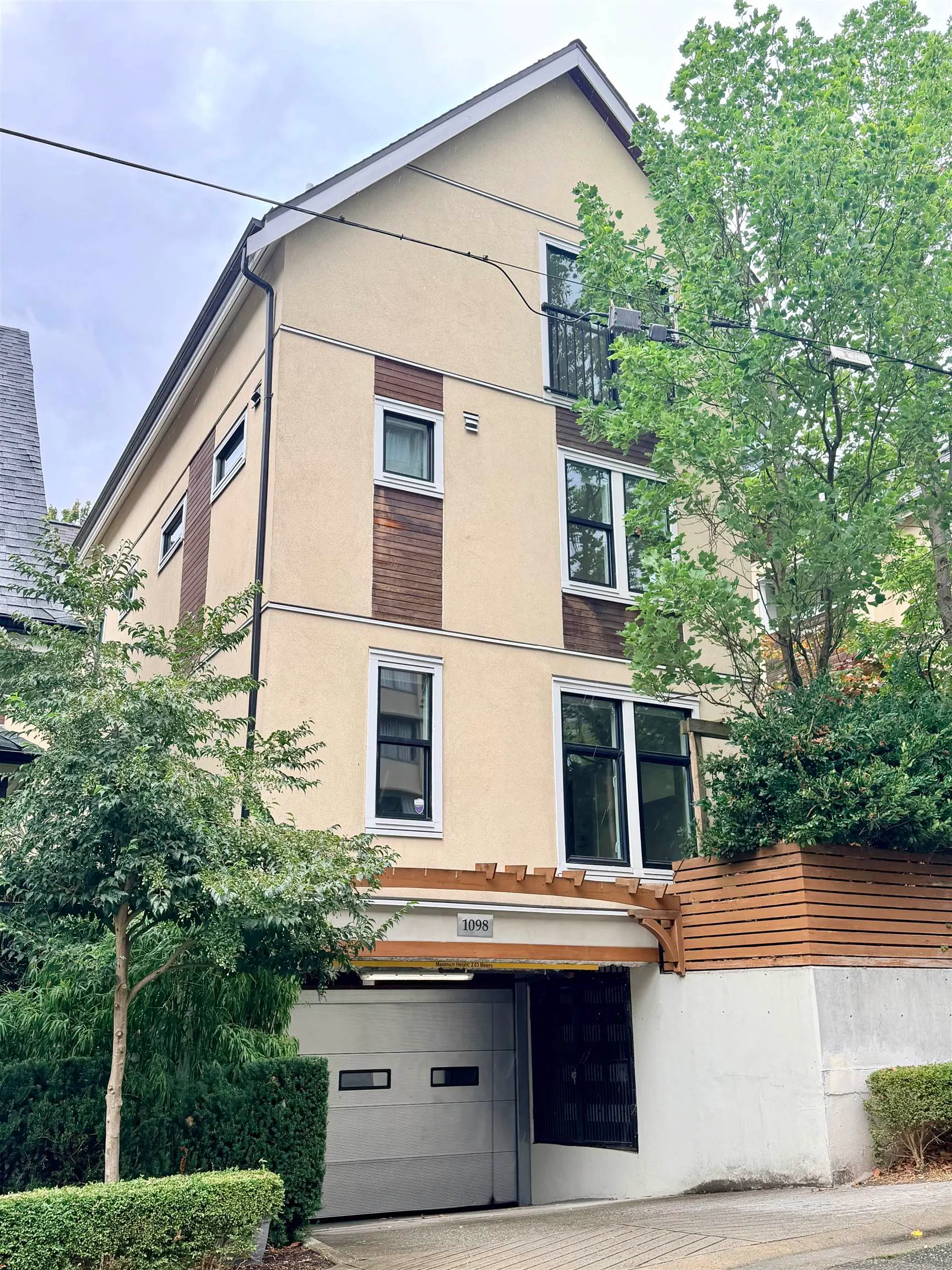 1080 Nicola Street