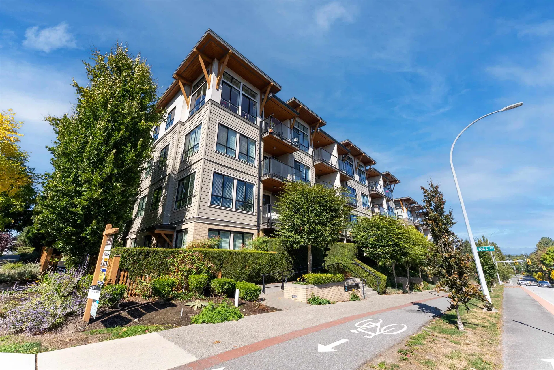 Photo 1 of 36 at #401 – 10455 154 Street