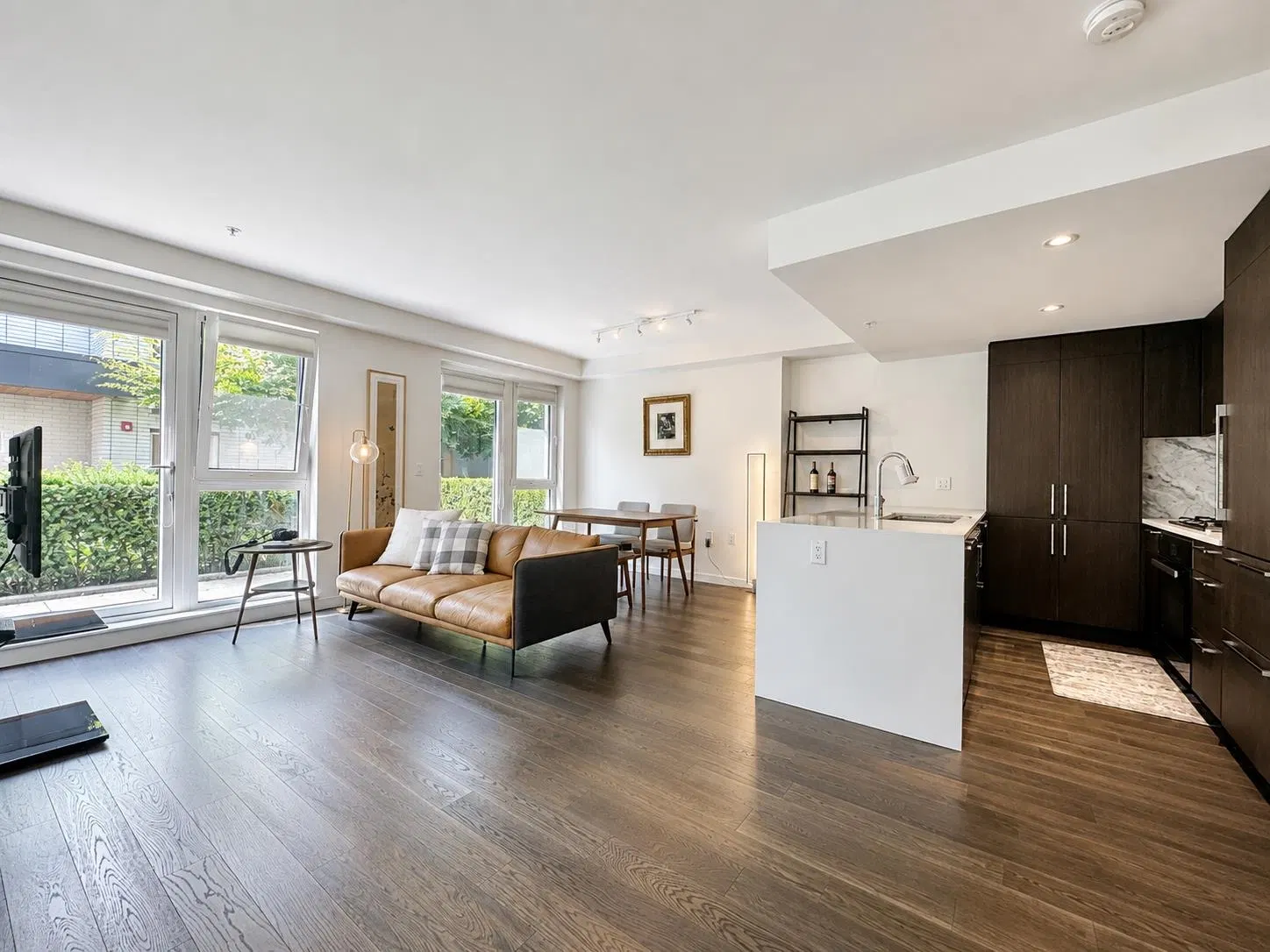 Photo 2 of 28 at #104 – 5383 Cambie Street