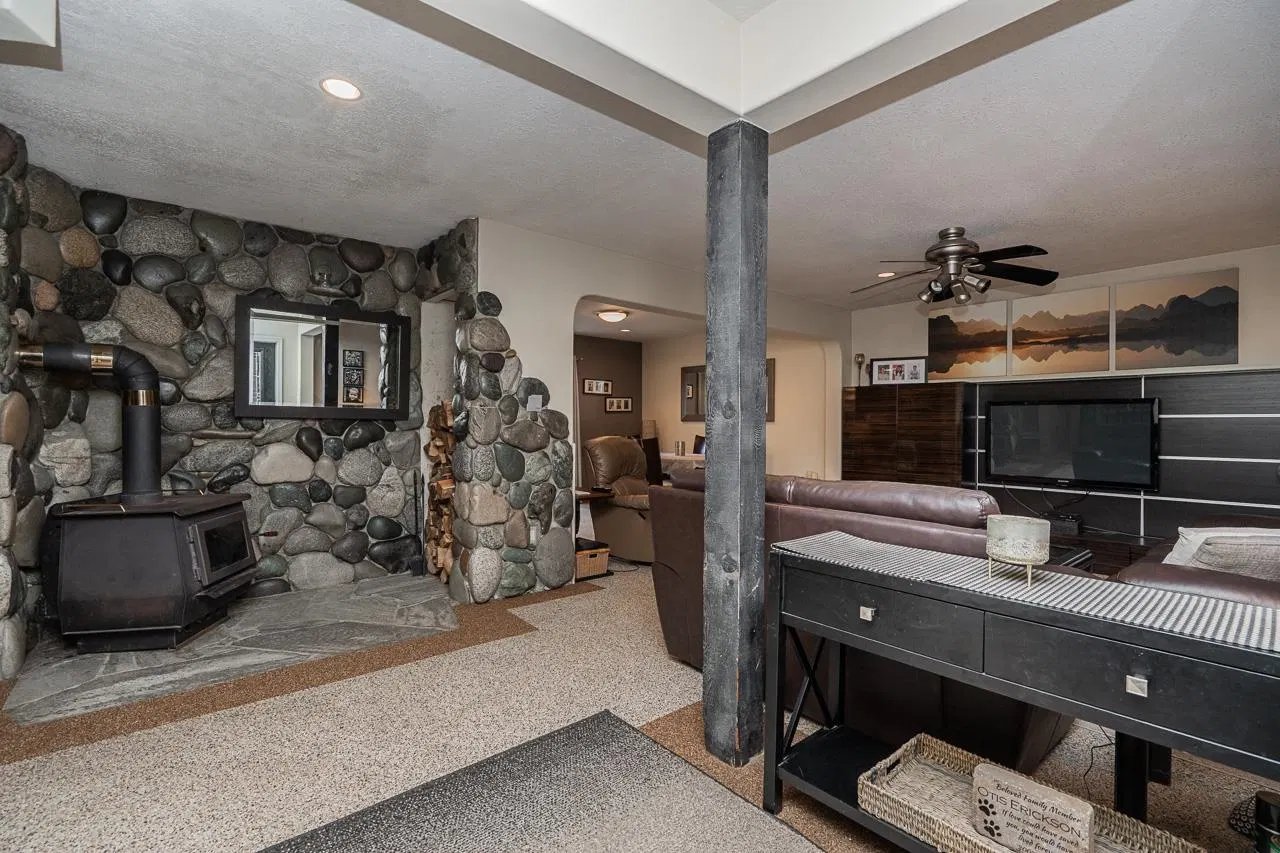 Photo 4 of 40 at LT.1 – 12845 Sylvester Road