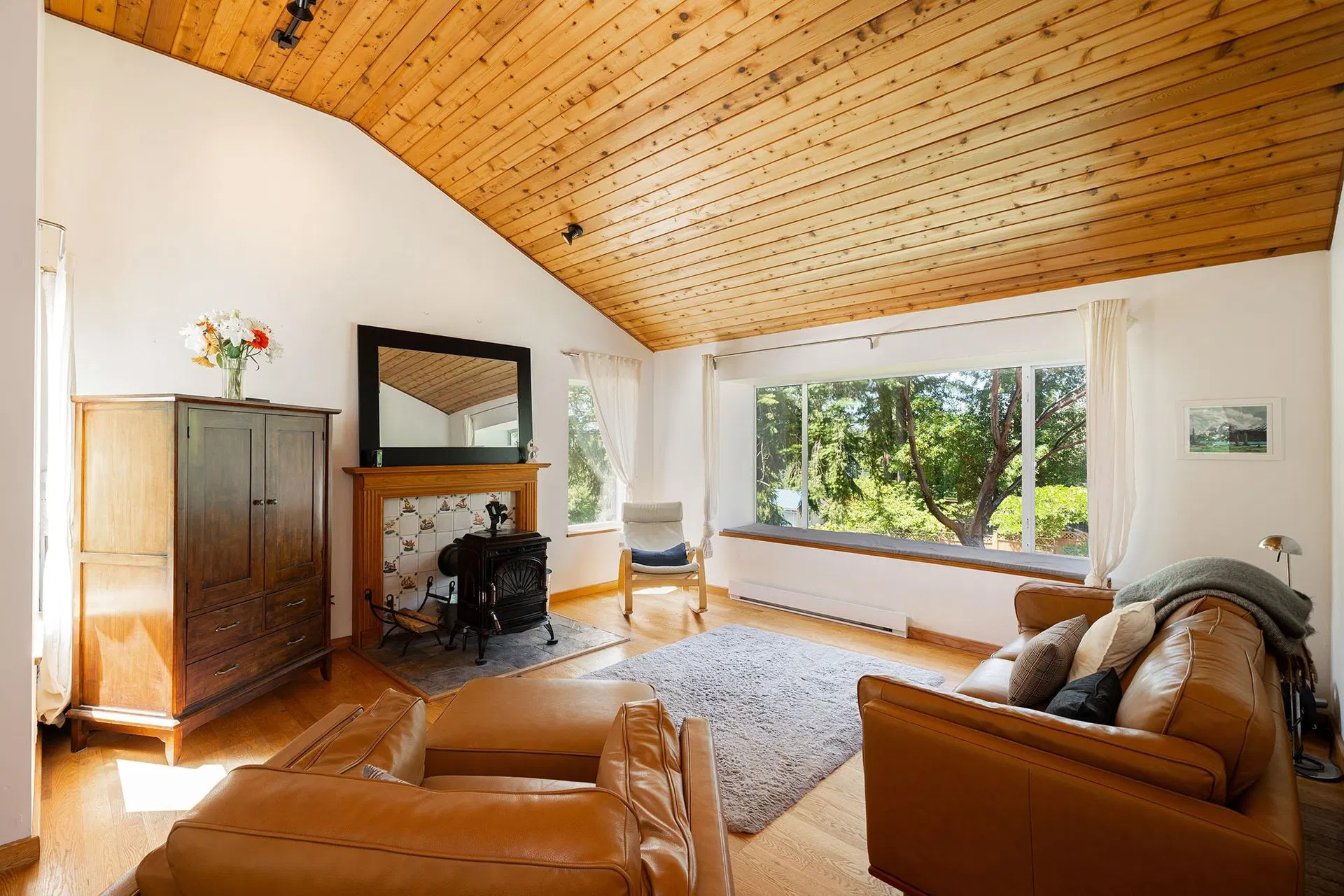 1529 Whitesails Drive
