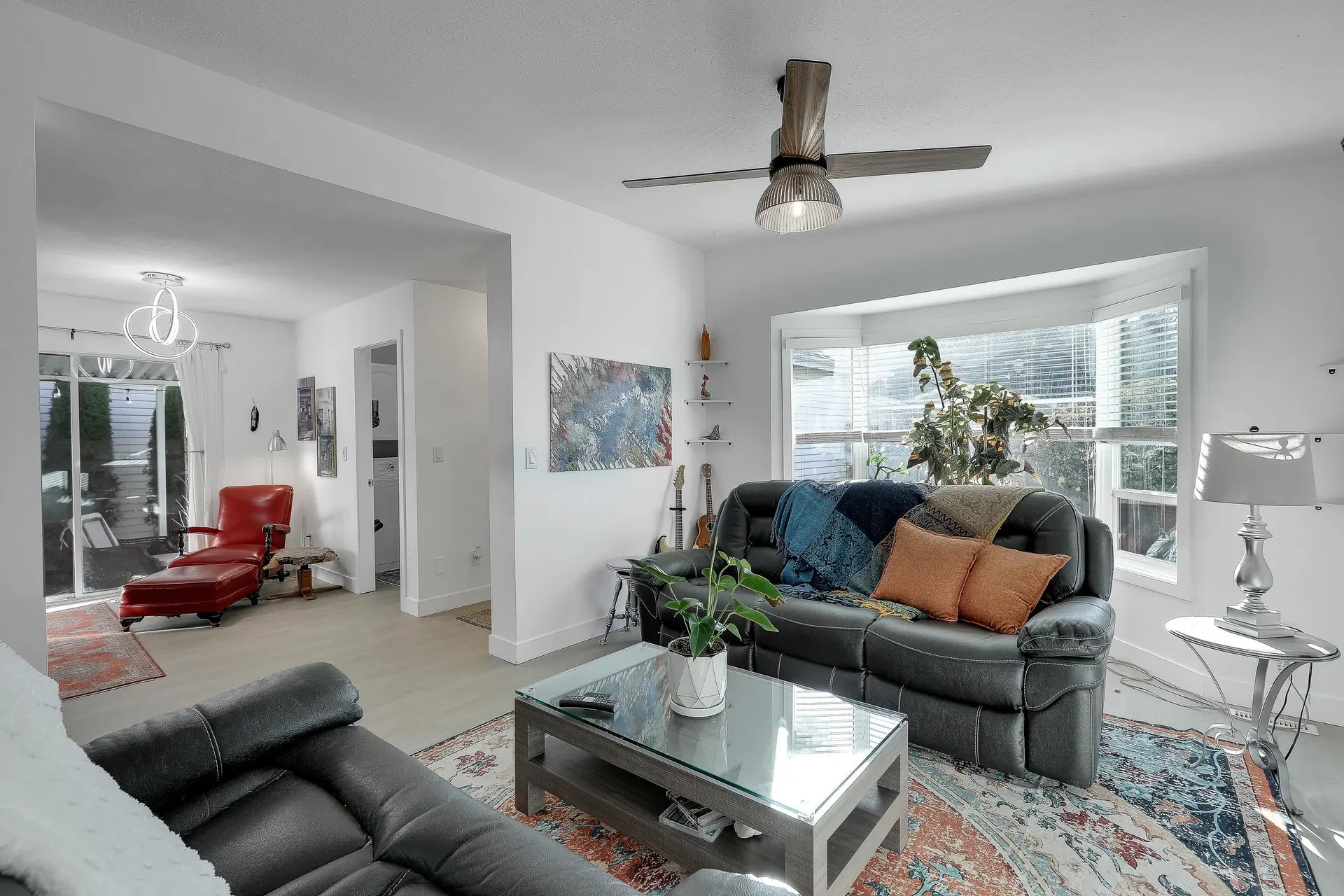 Photo 5 of 38 at #35 – 1400 164 Street