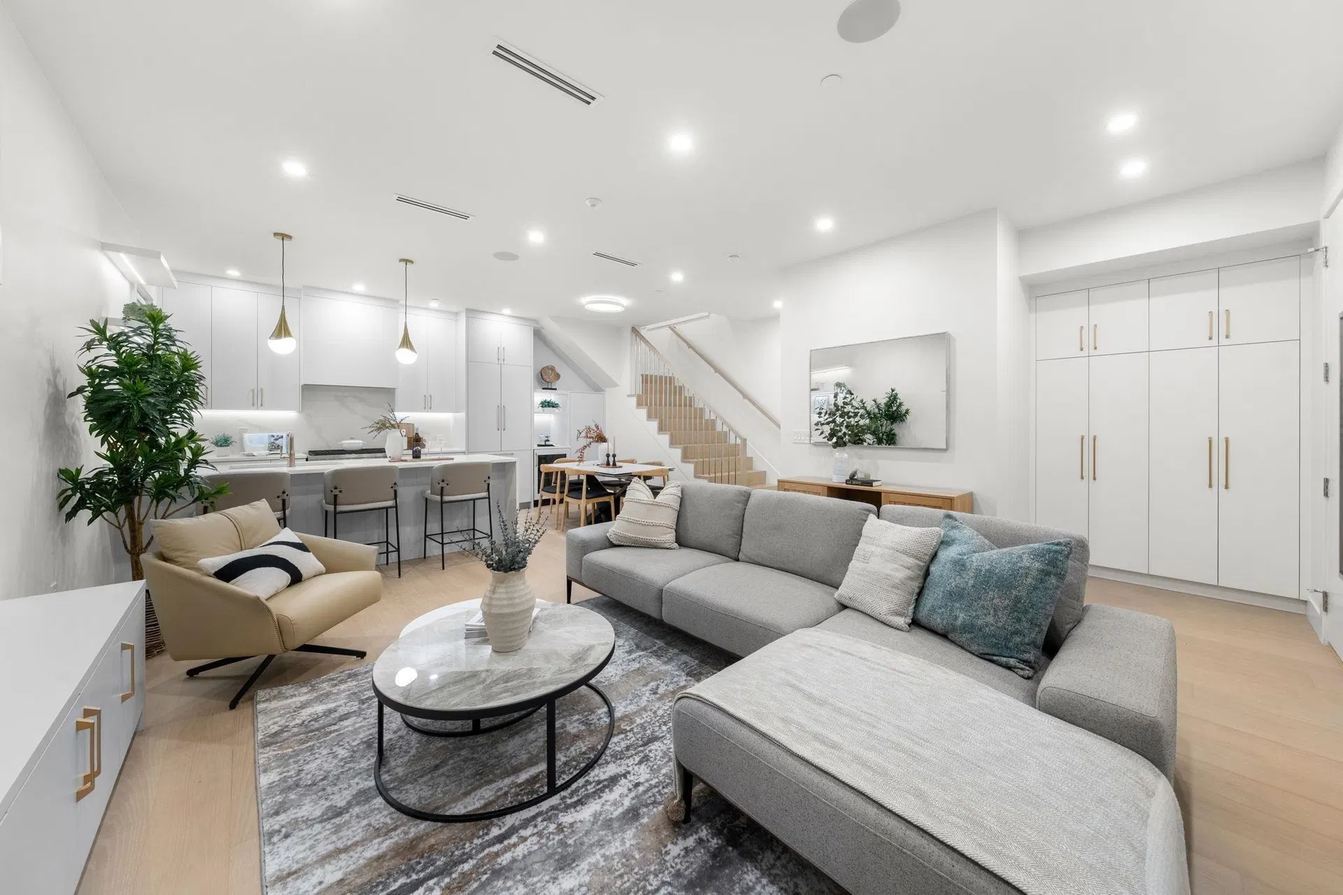 Photo 3 of 38 at #1 – 1582 E 2nd Avenue