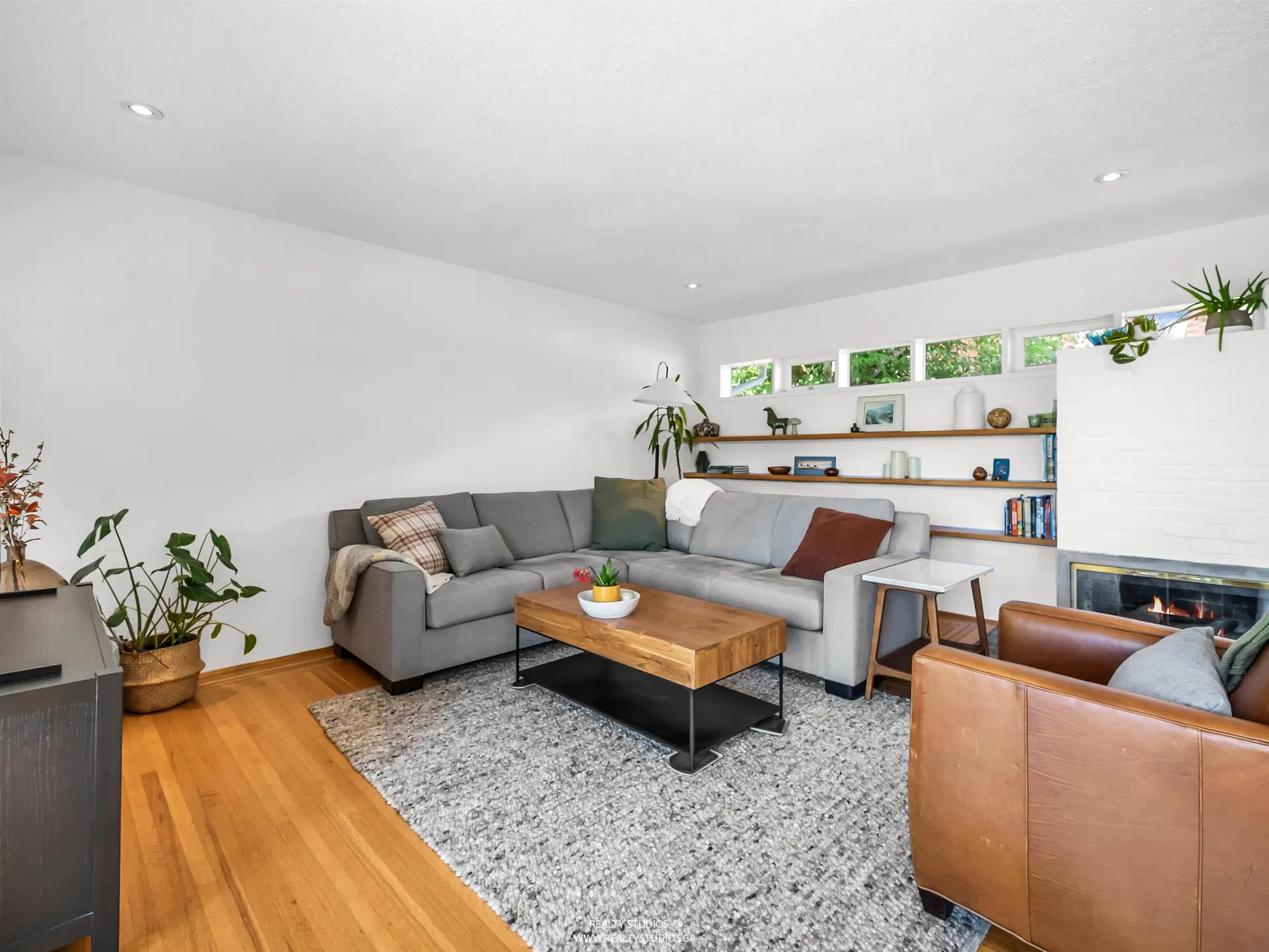 947 Evergreen Place