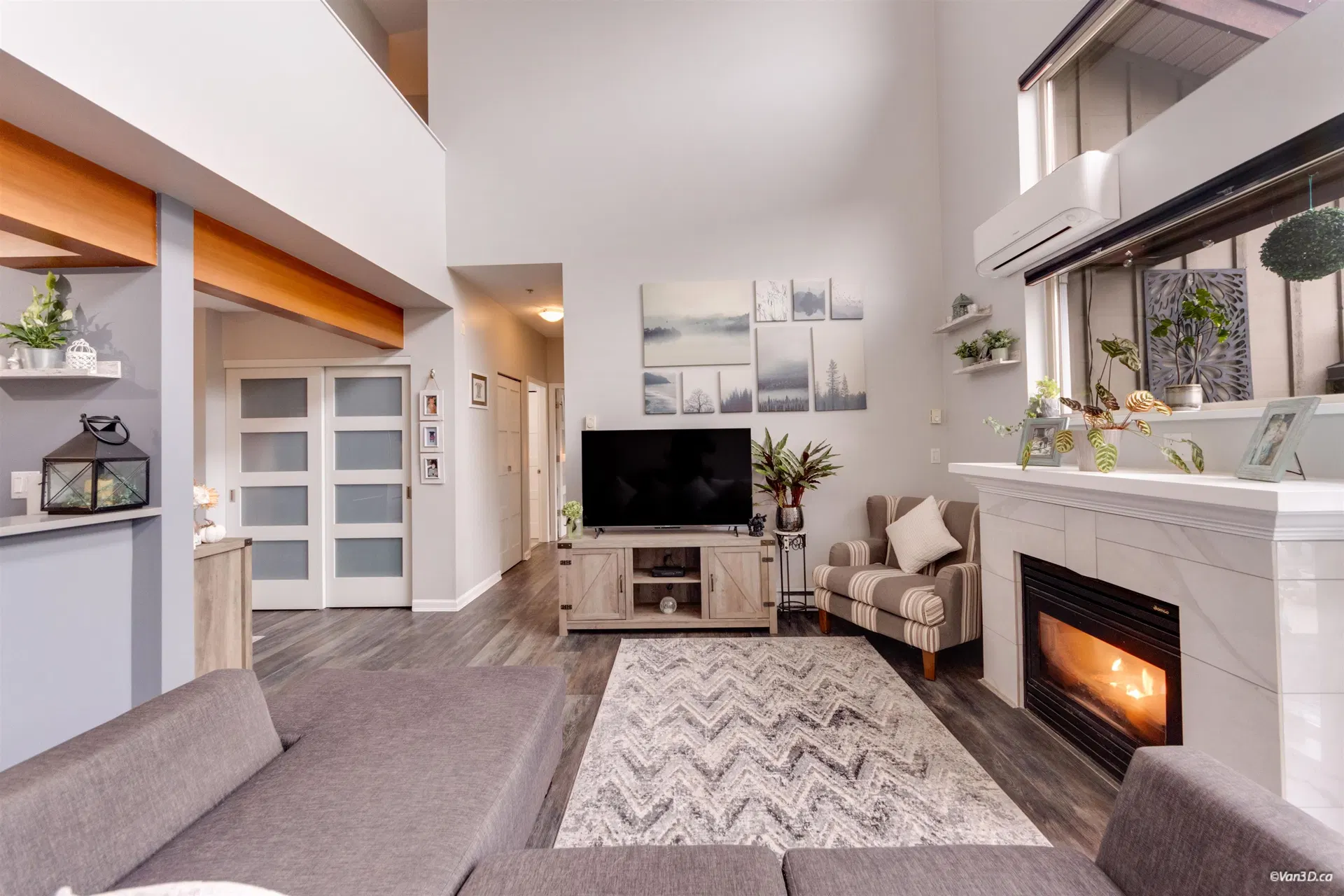 Photo 4 of 28 at #510 – 580 Raven Woods Drive
