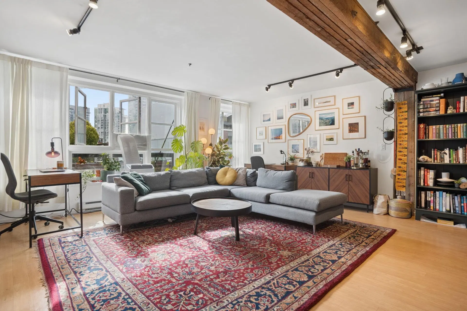 Photo 2 of 31 at #305 – 1066 Hamilton Street