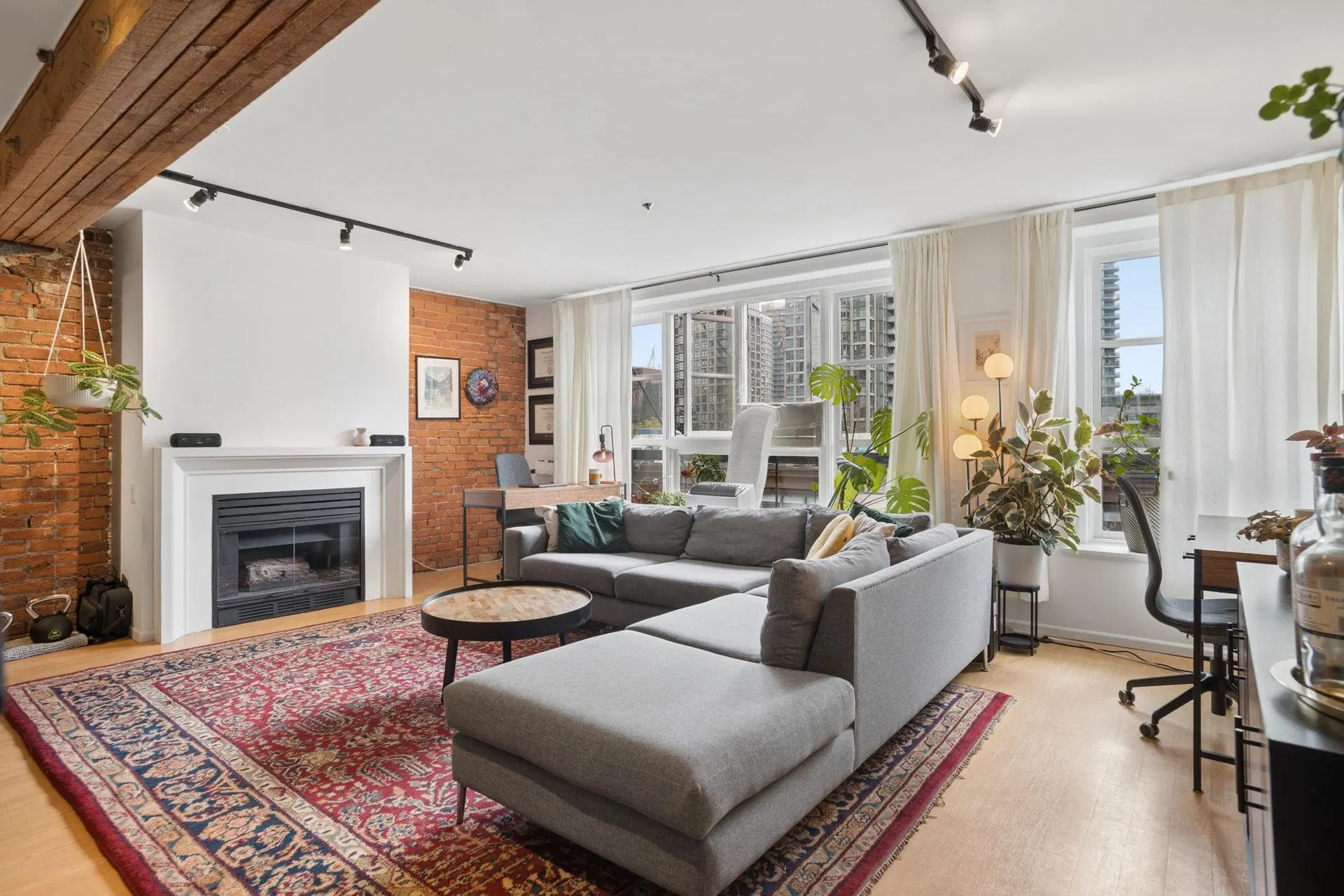 Photo 3 of 31 at #305 – 1066 Hamilton Street