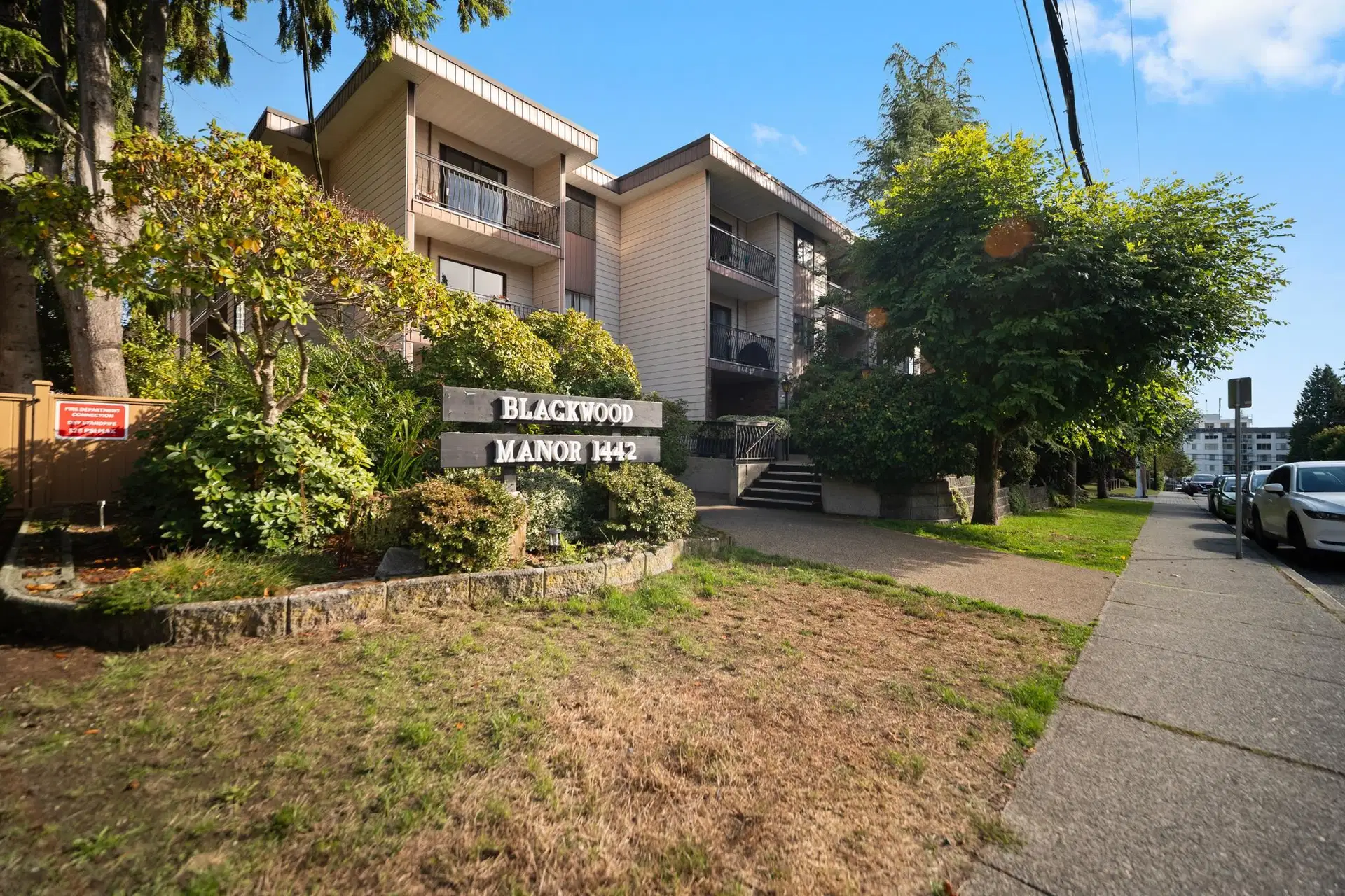 #101 – 1442 Blackwood Street