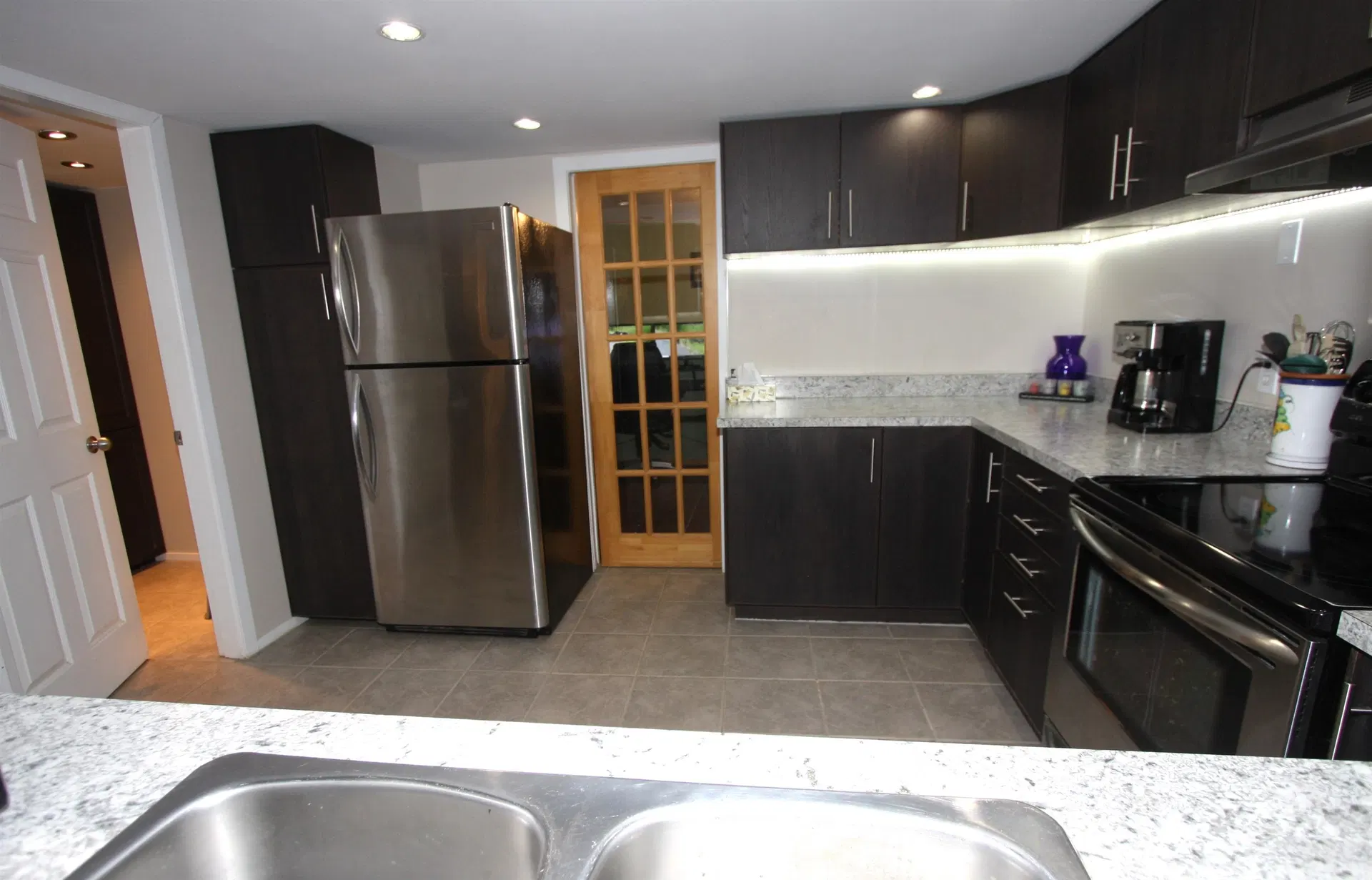 Photo 3 of 20 at #43 – 32361 Mcrae Avenue