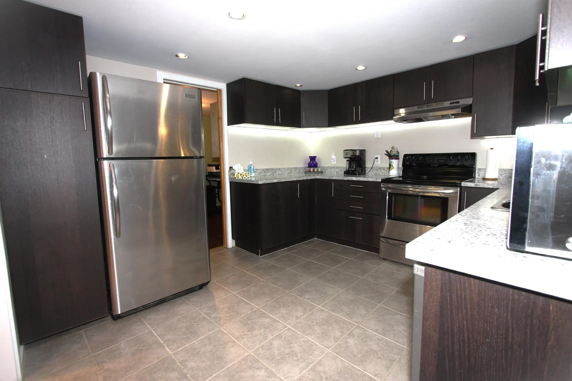 Photo 4 of 20 at #43 – 32361 Mcrae Avenue