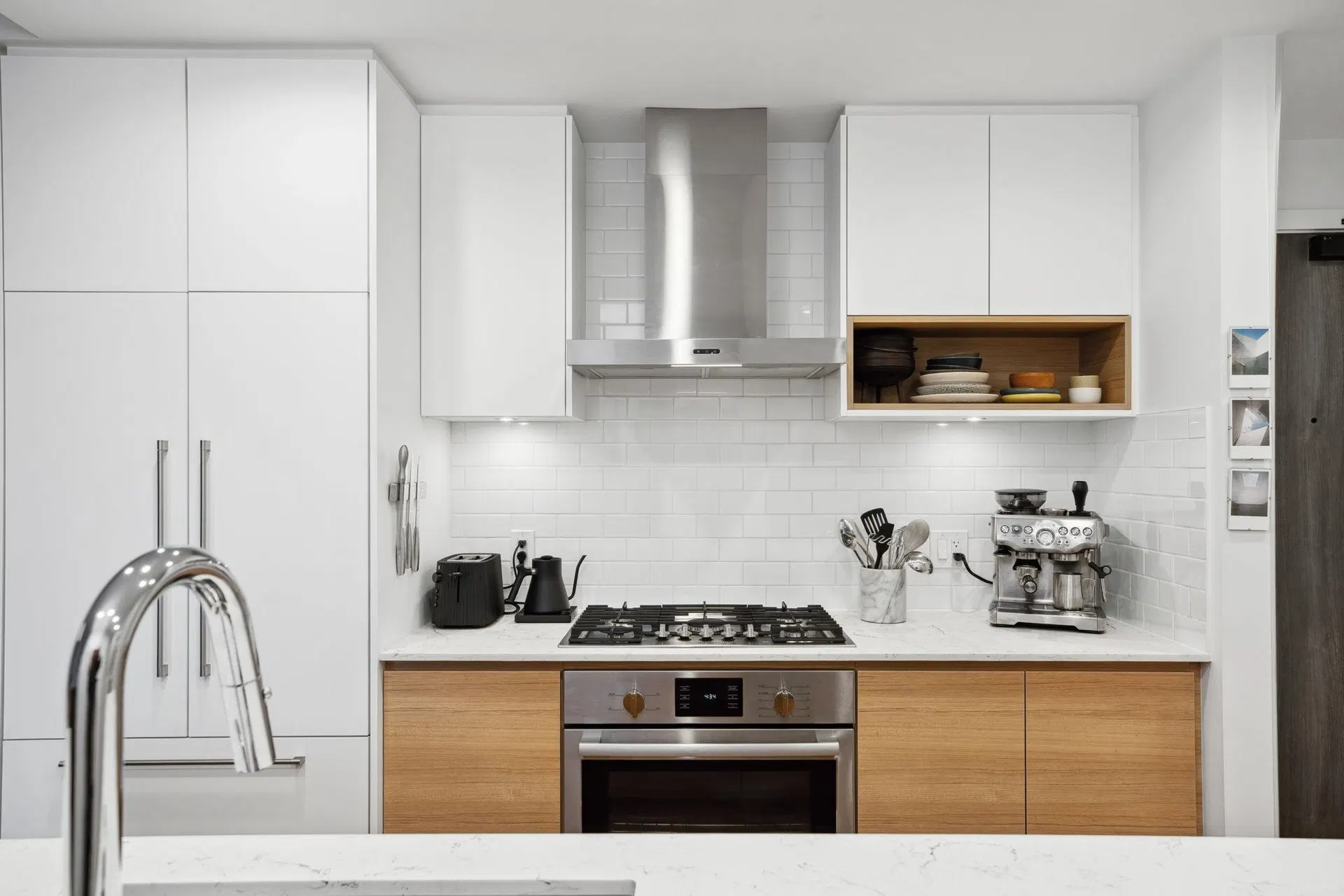 Photo 3 of 33 at #410 – 55 Klahanie Drive