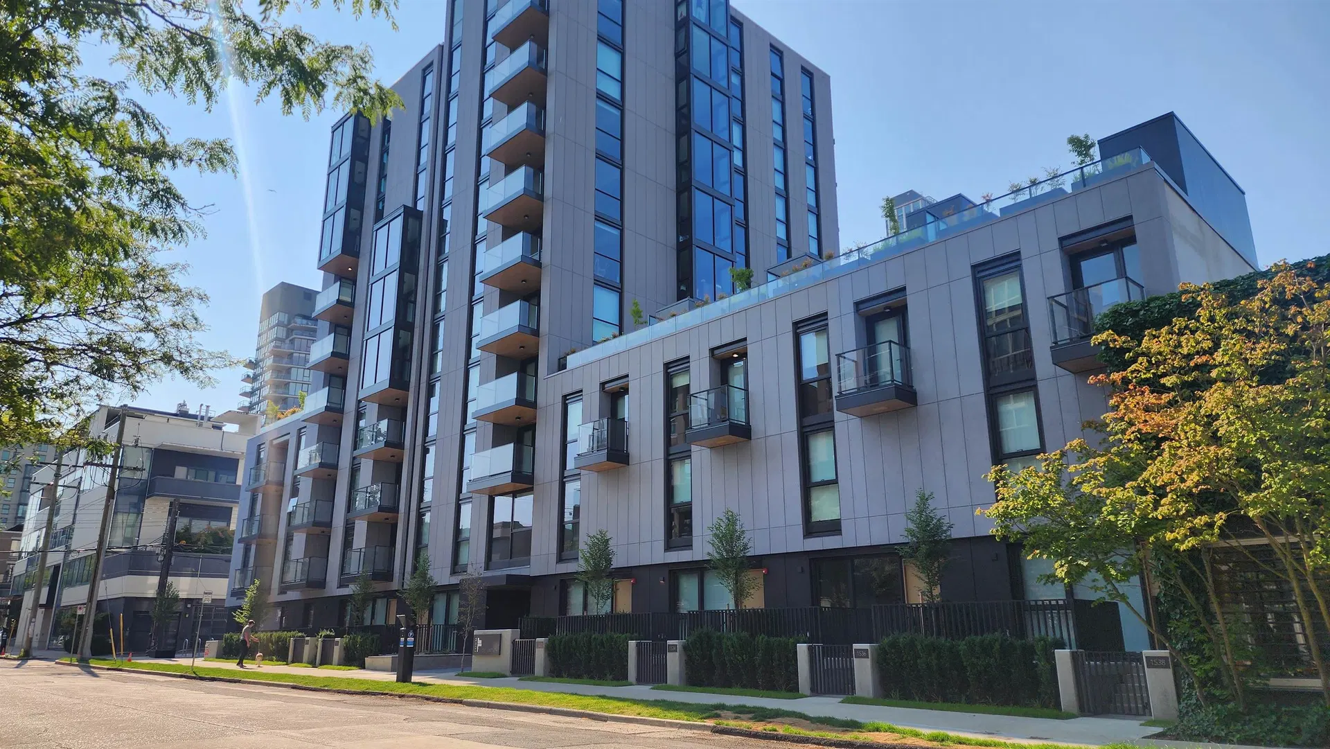 Photo 1 of 21 at #801 – 1530 W 6th Avenue