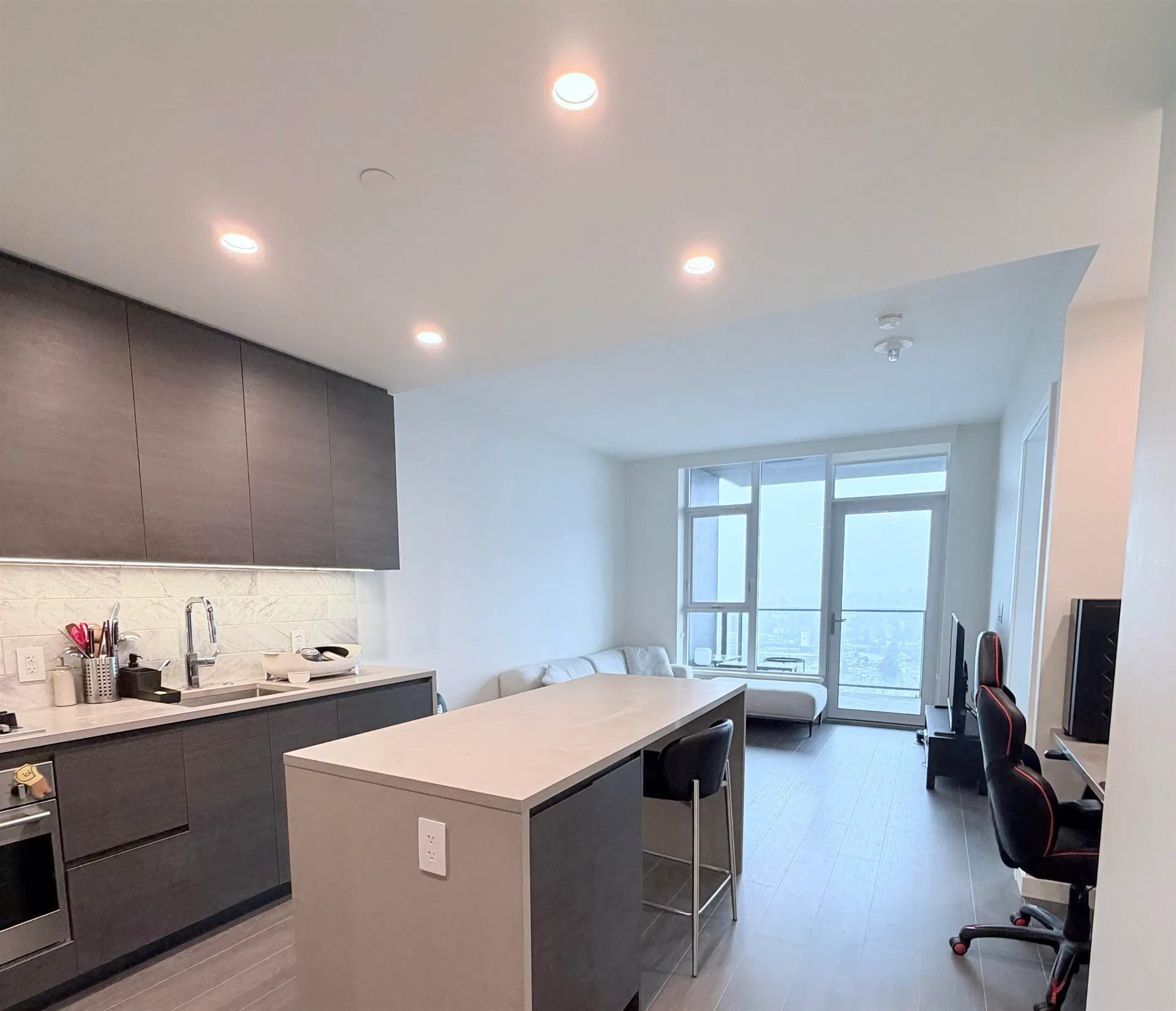 #2803 – 2108 Gilmore Avenue