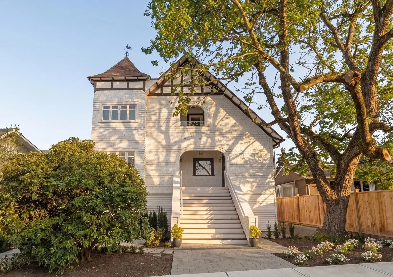 #1 – 326 14th Street