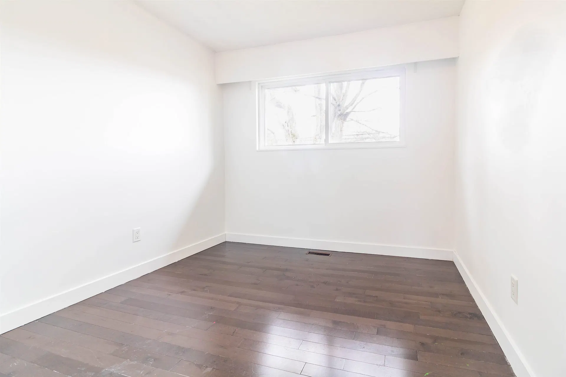 Photo 5 of 14 at 6093 6th Street