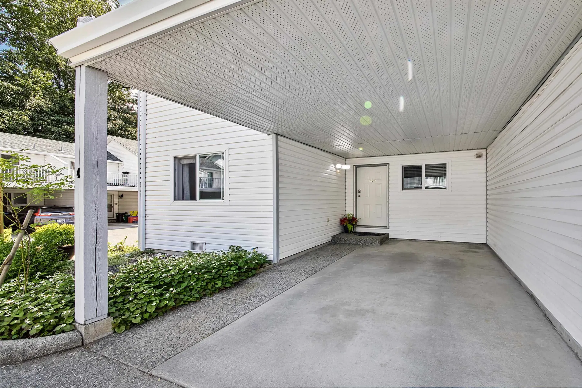Photo 4 of 35 at #4 – 12070 207a Street