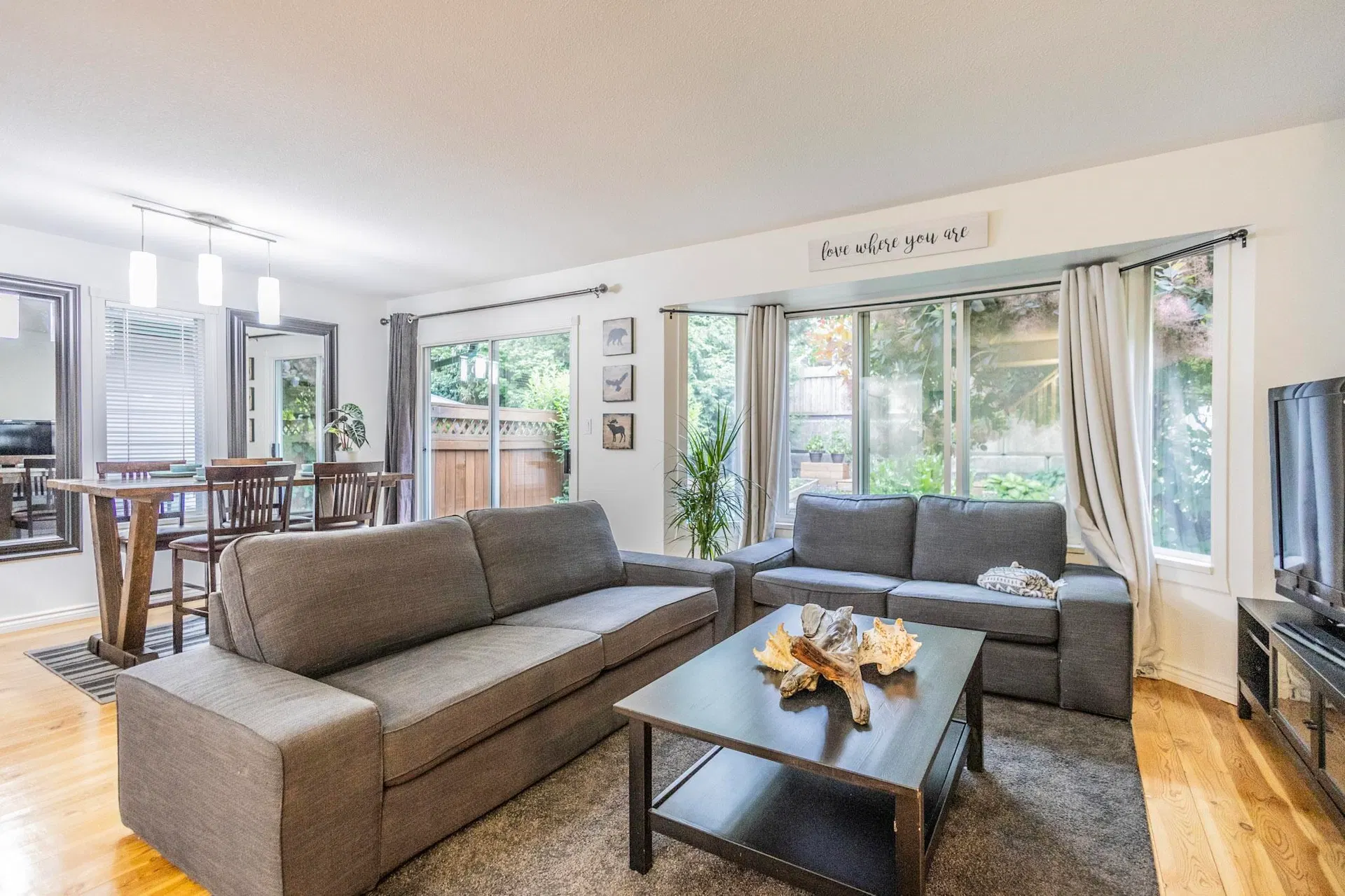 Photo 5 of 35 at #19 – 8863 216 Street