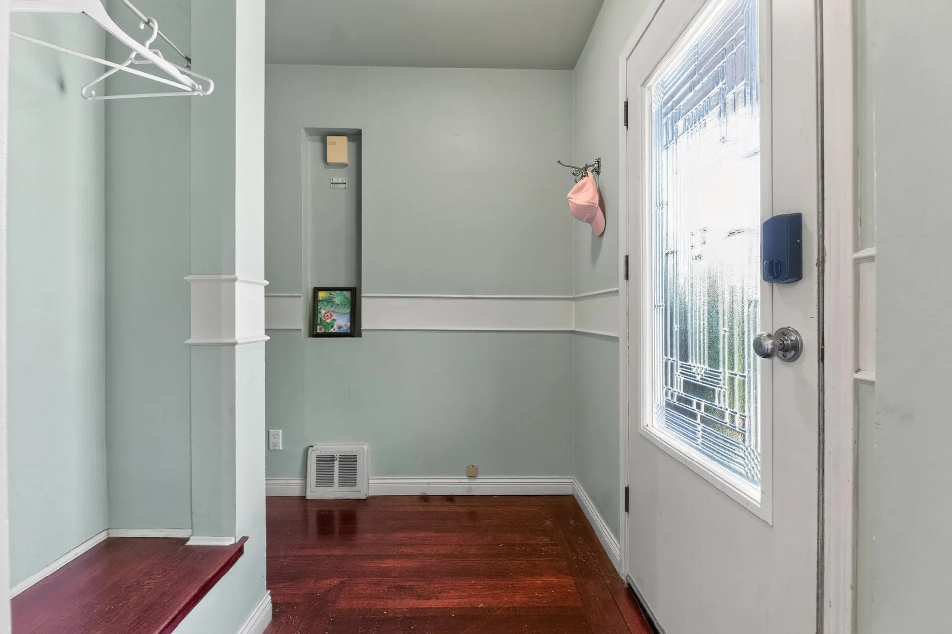 Photo 4 of 34 at 341 W 24th Street