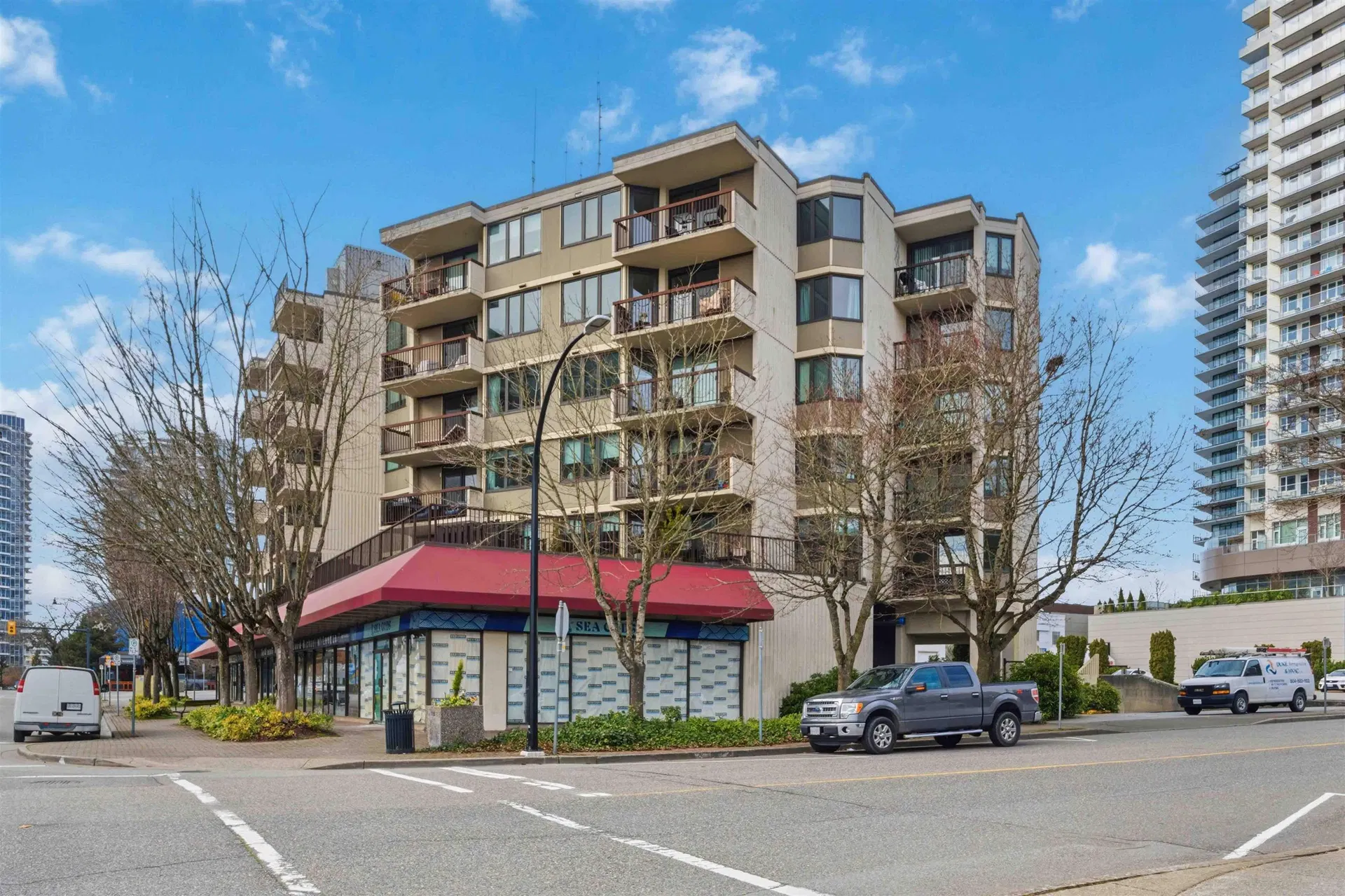 Photo 1 of 40 at #305 – 1521 George Street