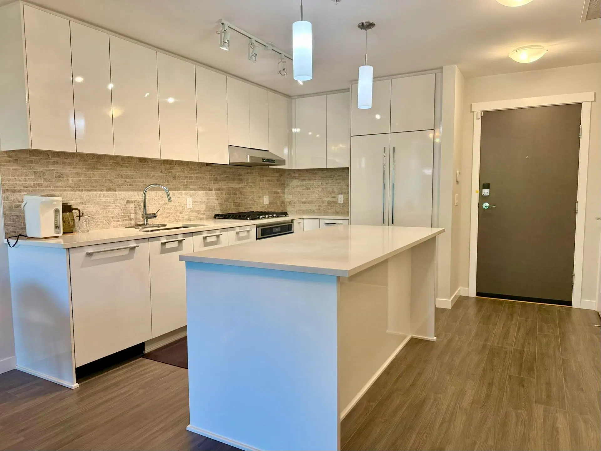 Photo 4 of 26 at #107 – 9500 Tomicki Avenue