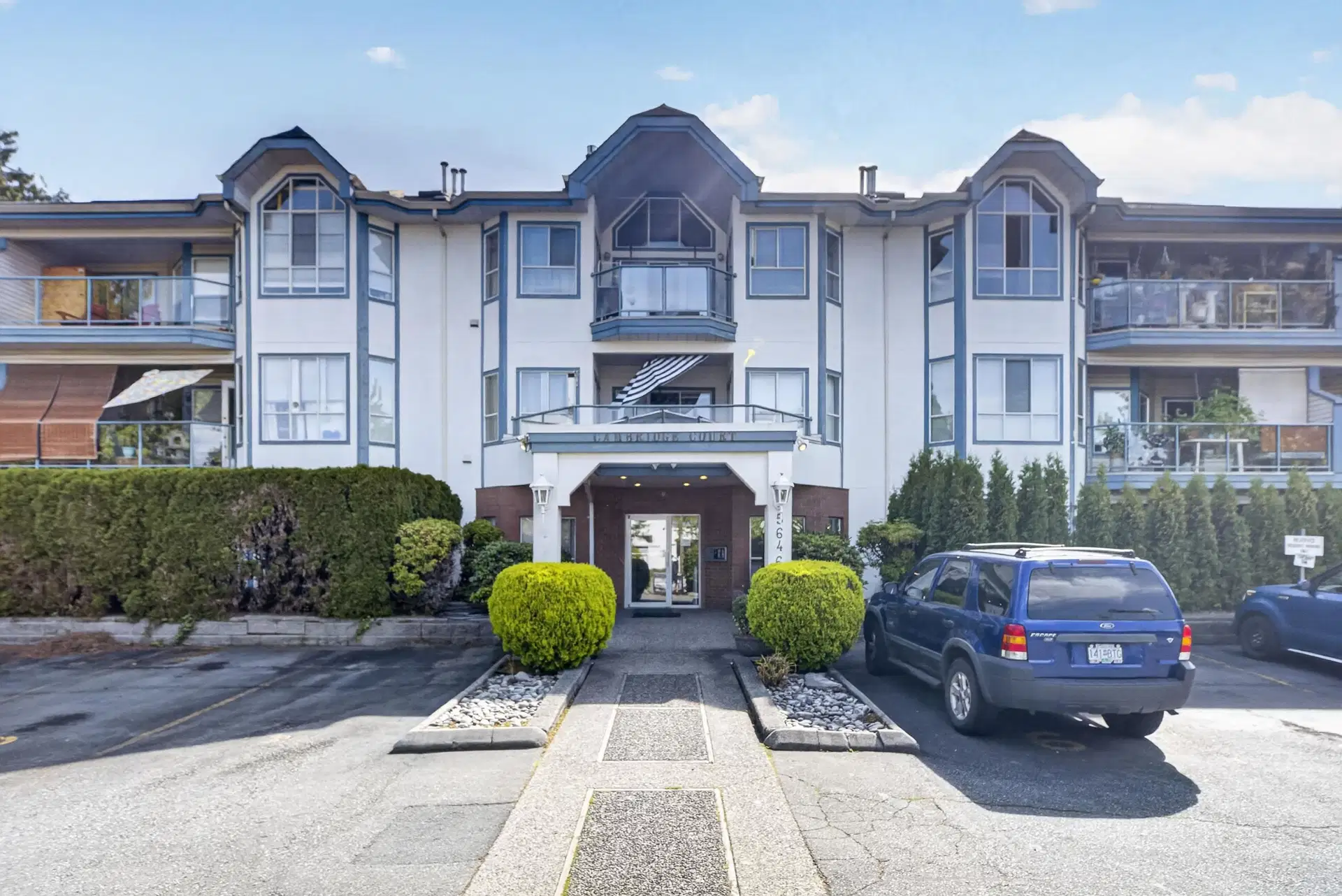 #204 – 5646 200 Street
