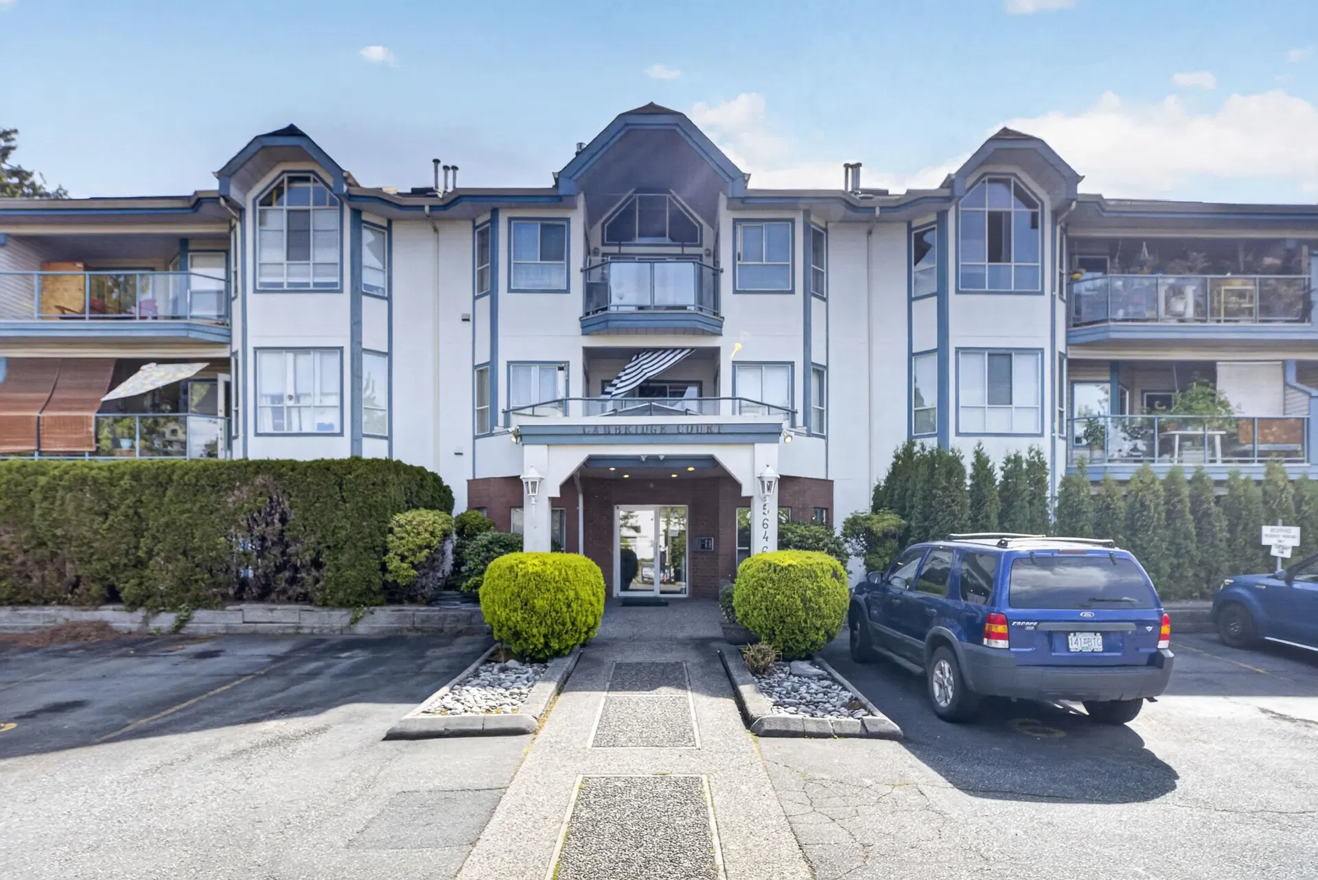 Photo 1 of 40 at #204 – 5646 200 Street