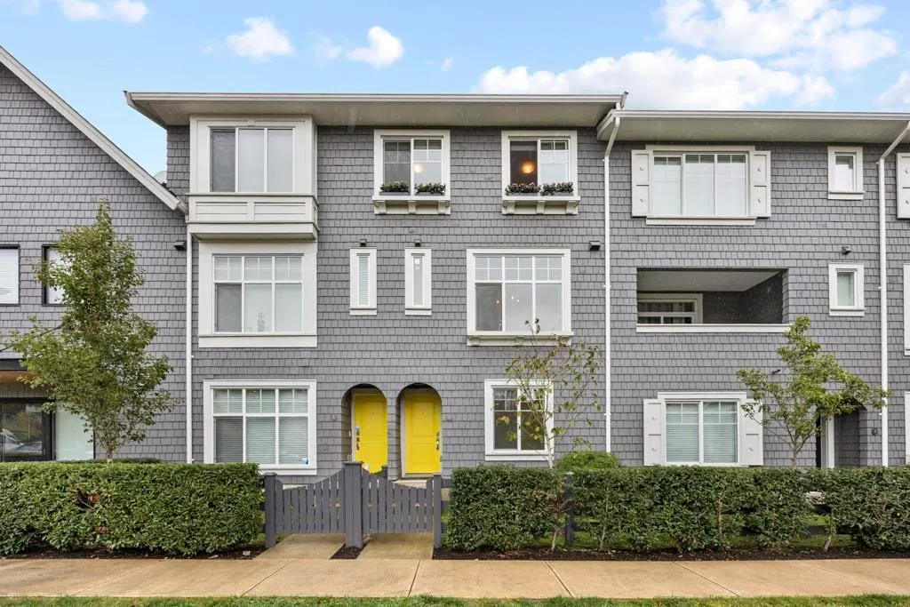 Photo 3 of 28 at #2 – 15850 85 Avenue
