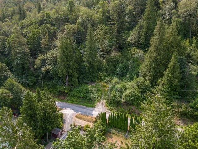 Photo 1 of 10 at 44296 Bayview Road