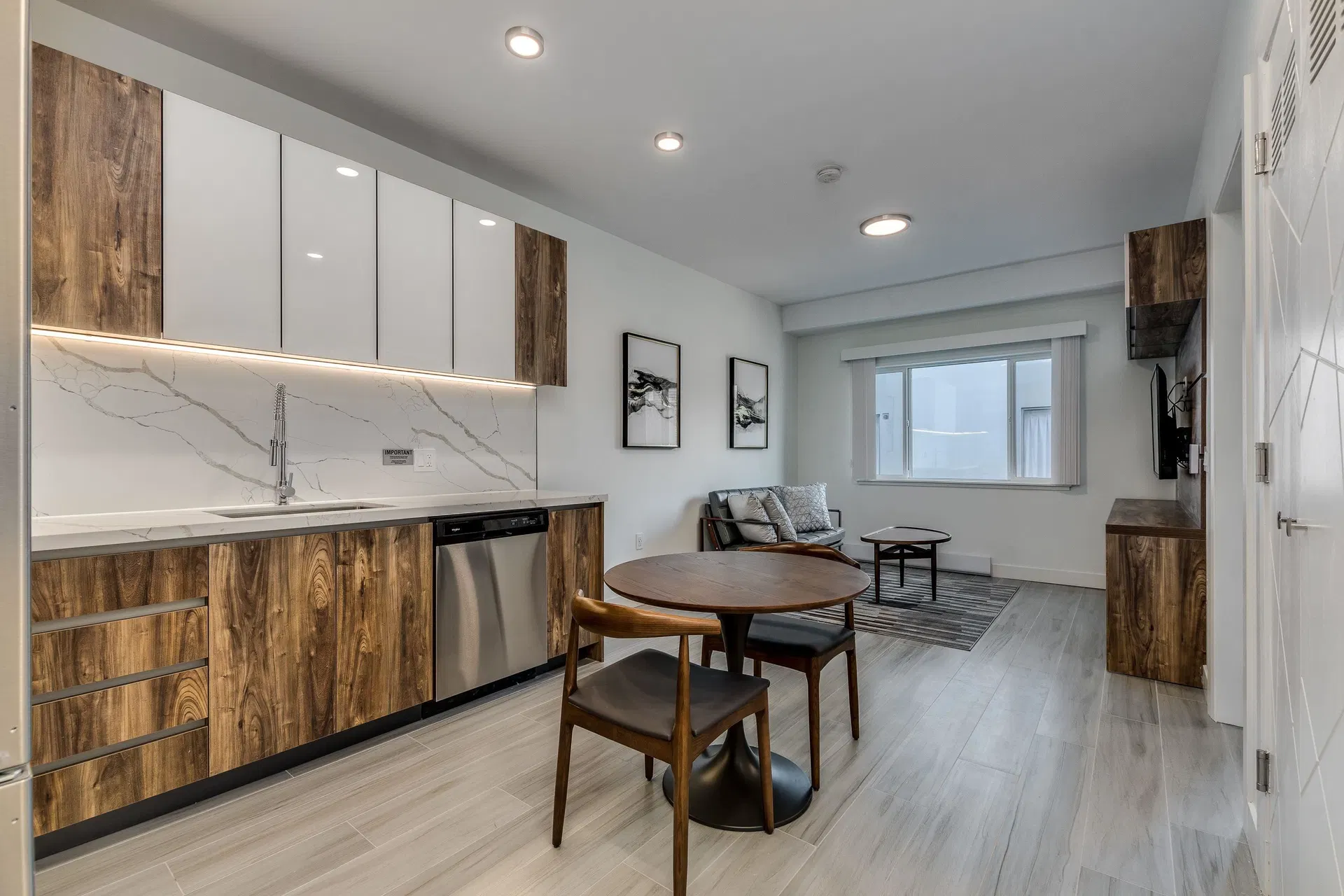 Photo 2 of 21 at #303 – 1168 Pendrell Street