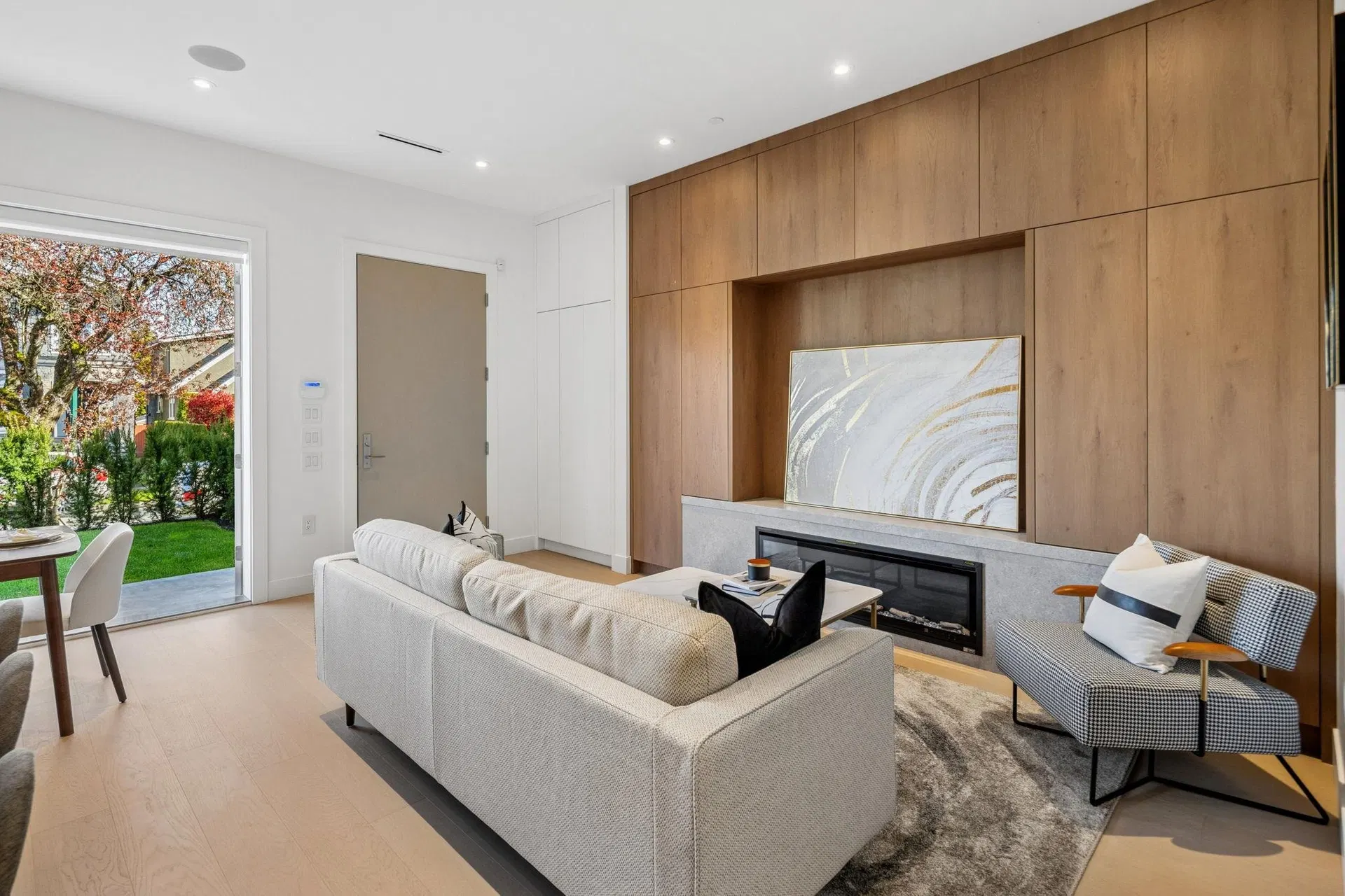 Photo 5 of 40 at #1 – 3642 W 20th Avenue