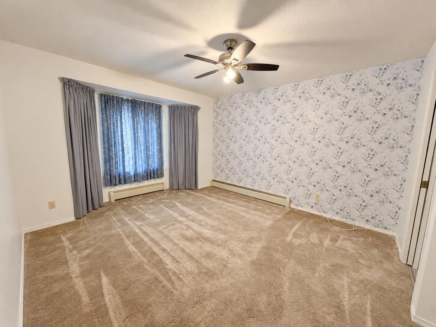 Photo 2 of 9 at 9493 Fletcher Street