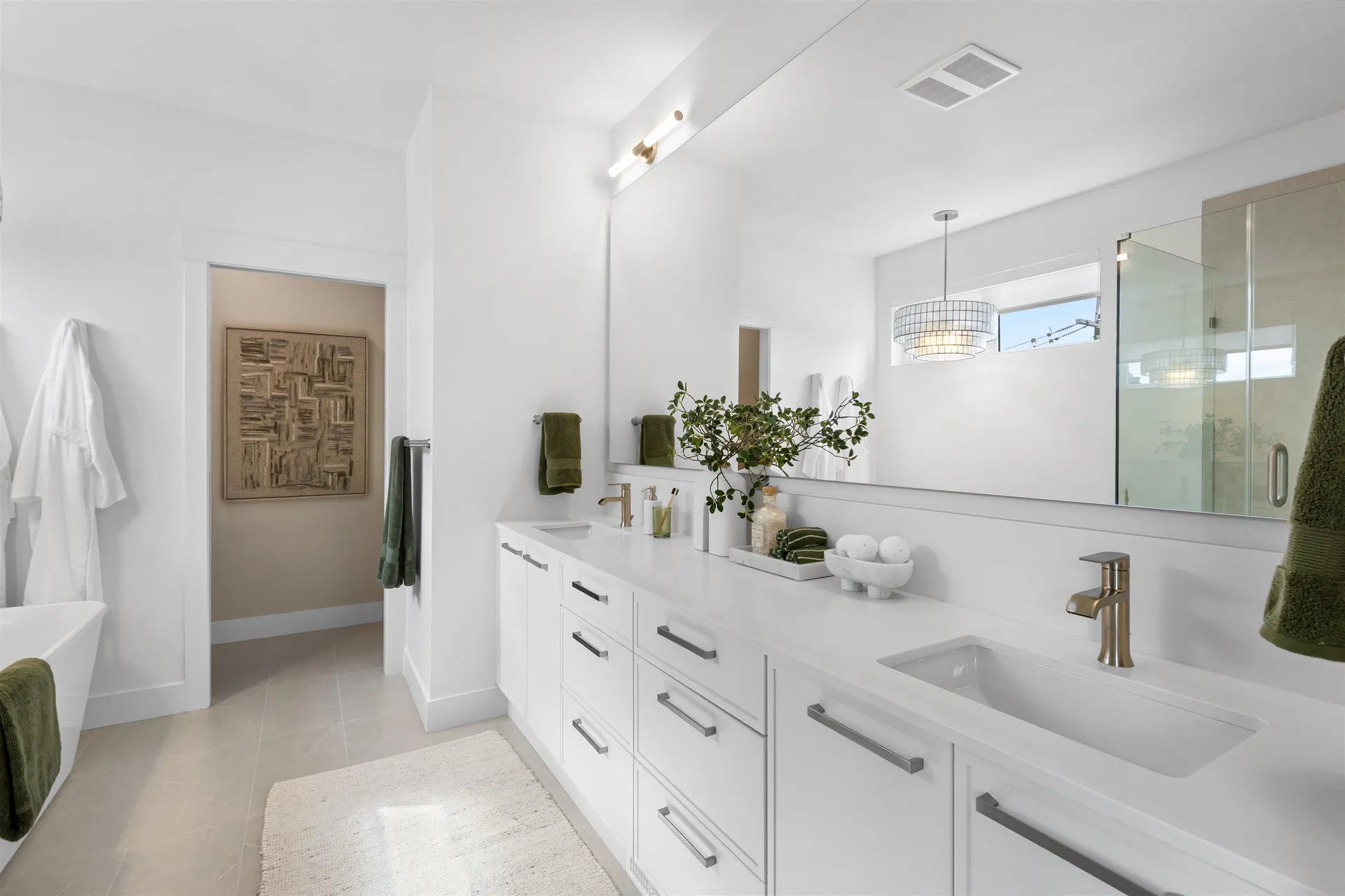 Photo 5 of 12 at #165 – 3546 Monson Crescent